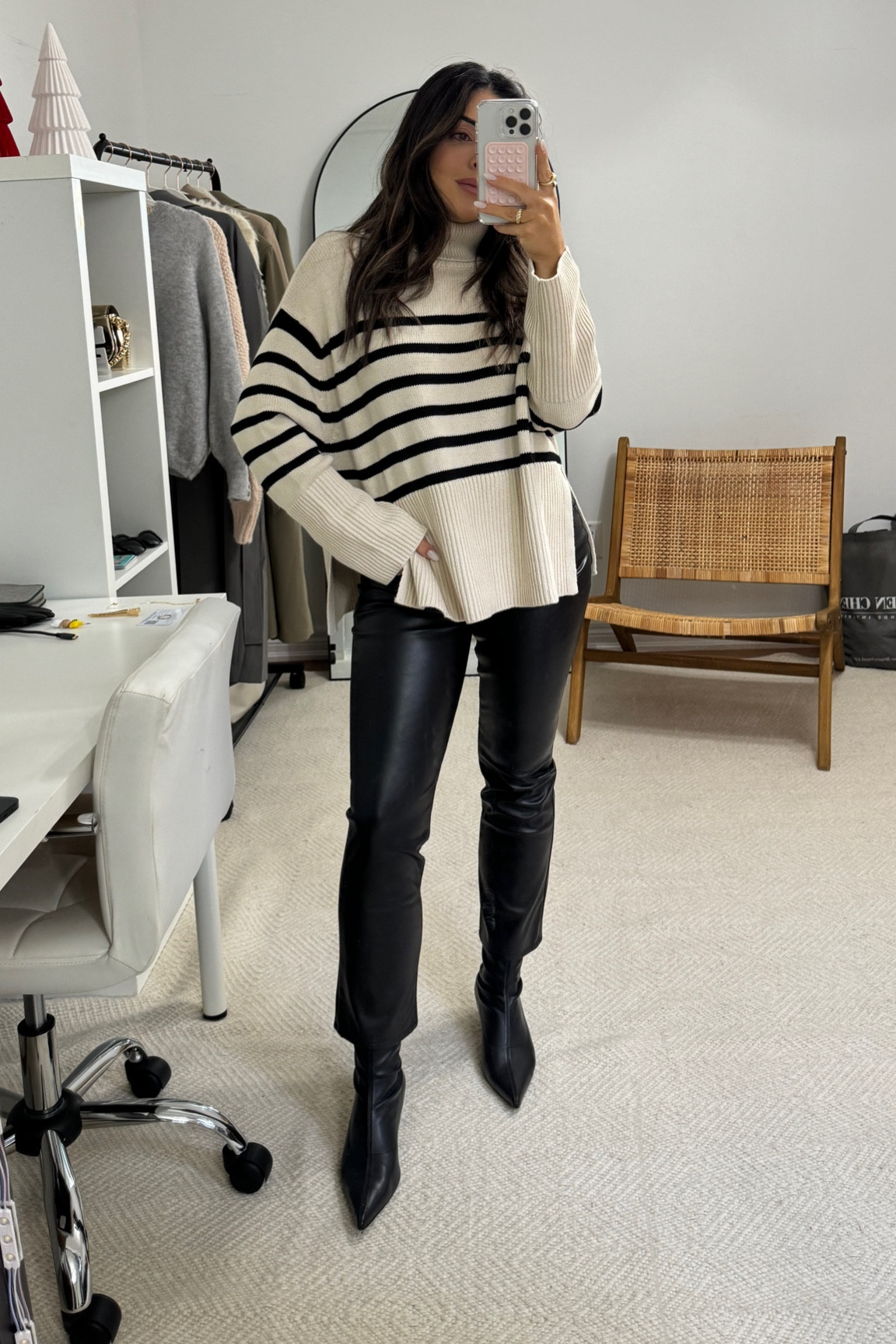 Use code ADDON for an additional discount 

@gap
#ad #gapcanada #howyouweargap