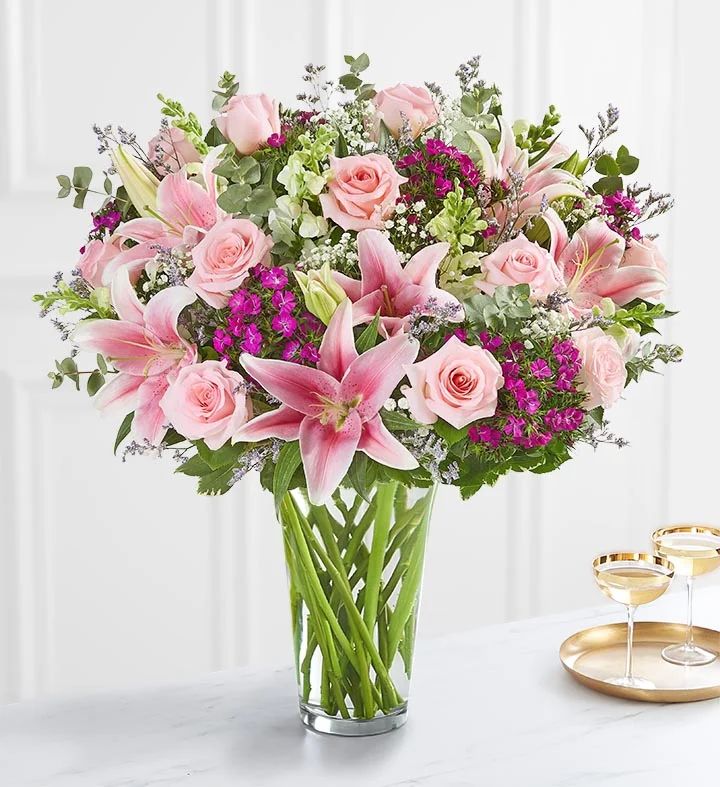 Amazing Mom™ Bouquet | 1800flowers.com
