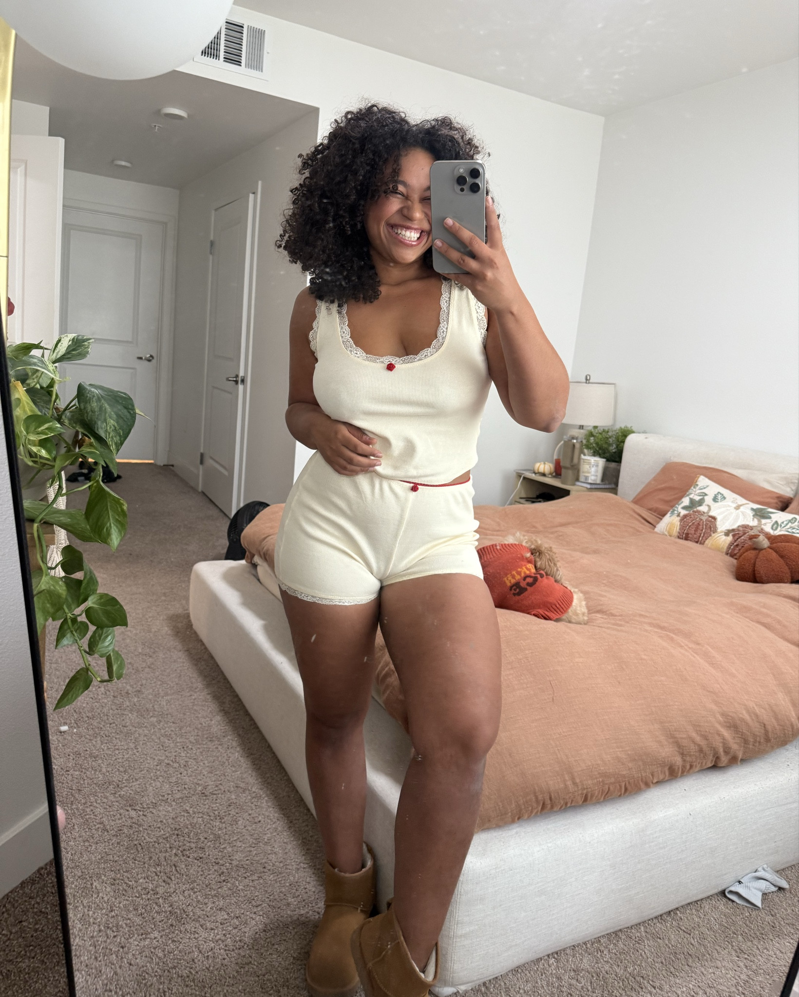 This pastel yellow pajama set is BEYOND ADORABLE!! Such a cute pastel yellow for fall or spring! Im wearing a size 8!

pajamas 
comfy loungewear
fall loungewear 
floral loungewear 

#LTKSeasonal #LTKStyleTip