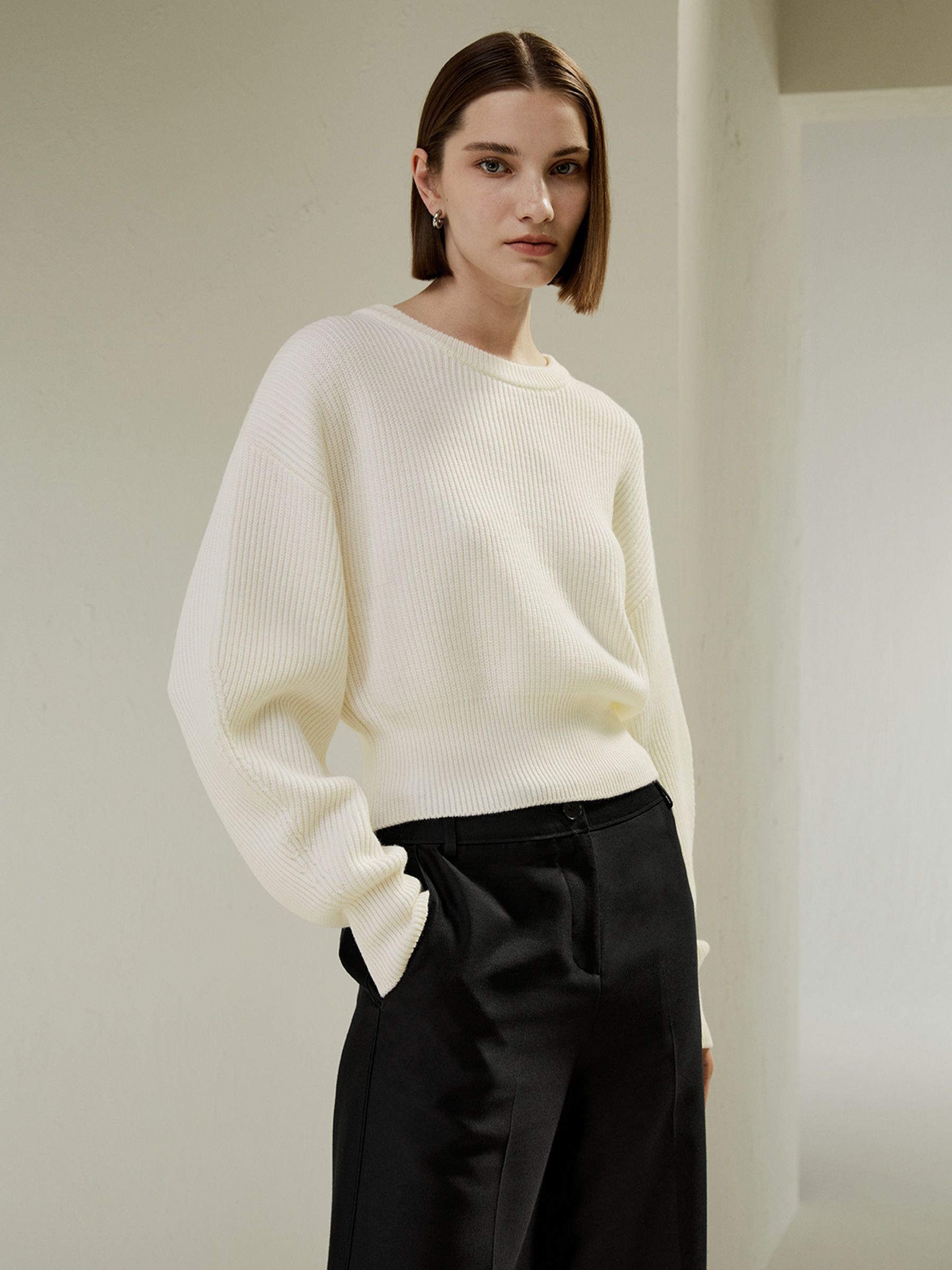 Round Neck Drop-Shoulder Merino Wool Sweater | LilySilk