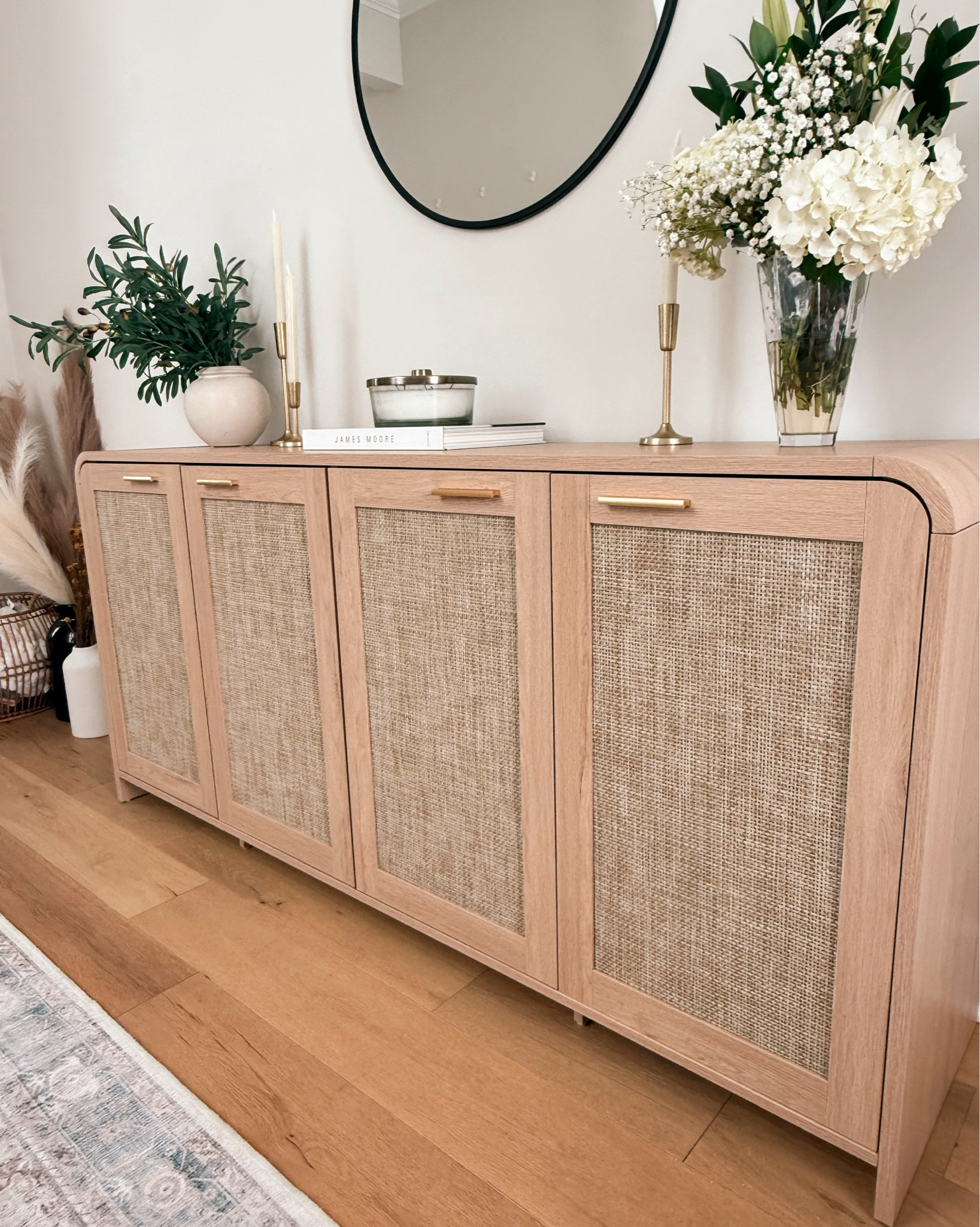 Front entryway storage and inspo


#LTKHome #LTKmomlife #LTKdayinmylife