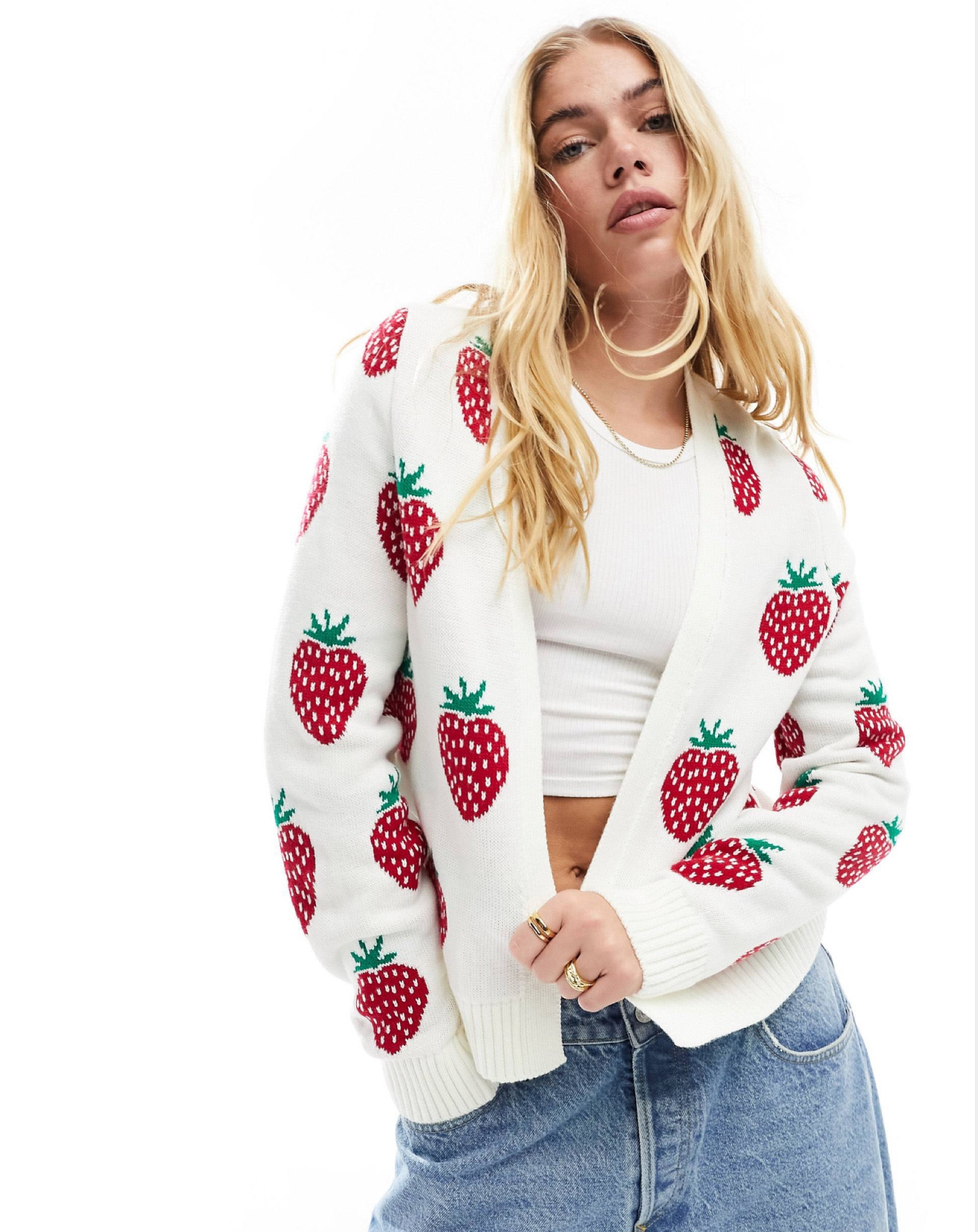 STRAWBERRY CARDI 🍓