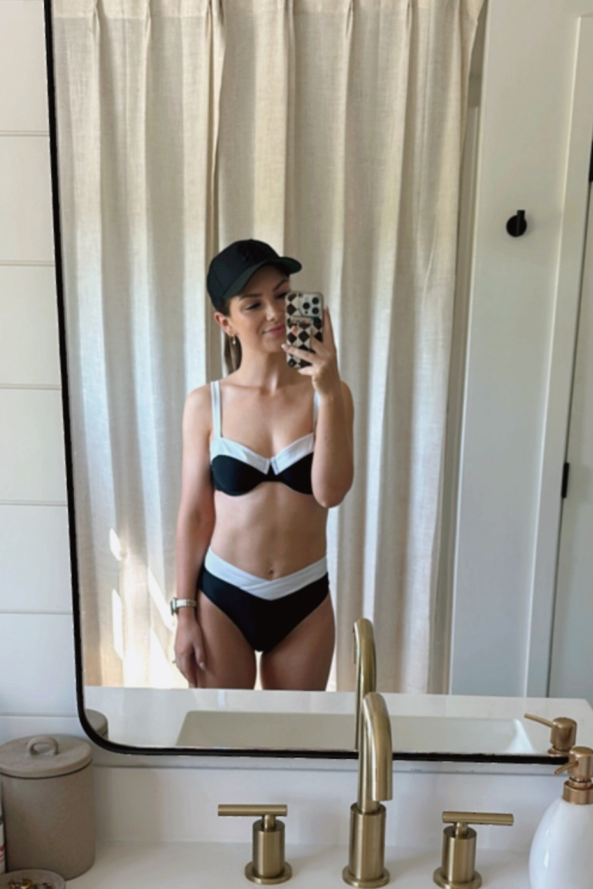 Luxurious looking high waisted bikini for $34

CUPSHE bikini. CUPSHE bathing suit. Affordable swimsuit. Affordable bathing suit. Affordable bikini. Color block swimsuit. Color block bikini. Black bikini. Black and white bikini. 

#LTKSeasonal #LTKSwim #LTKFindsUnder50