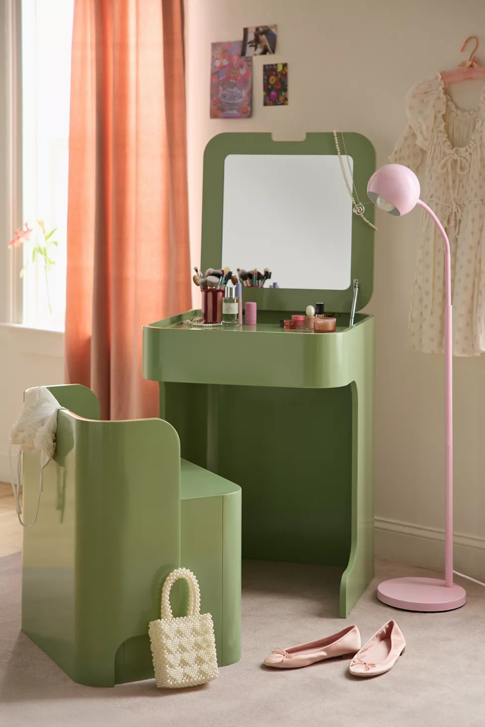 Jasper Compact Flip-Top Vanity & Stool Set | Urban Outfitters (US and RoW)