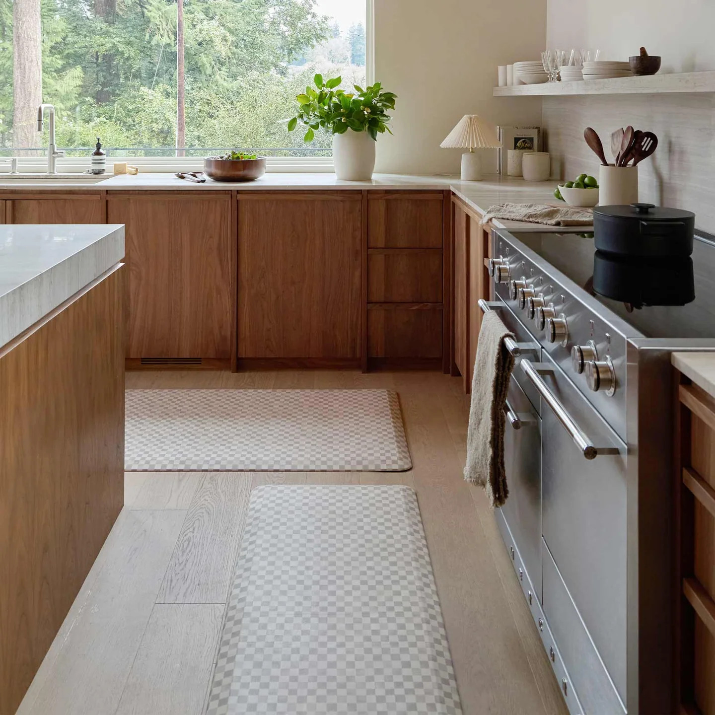 Nama Standing Mat | Checker | House of Noa (formerly Little Nomad)