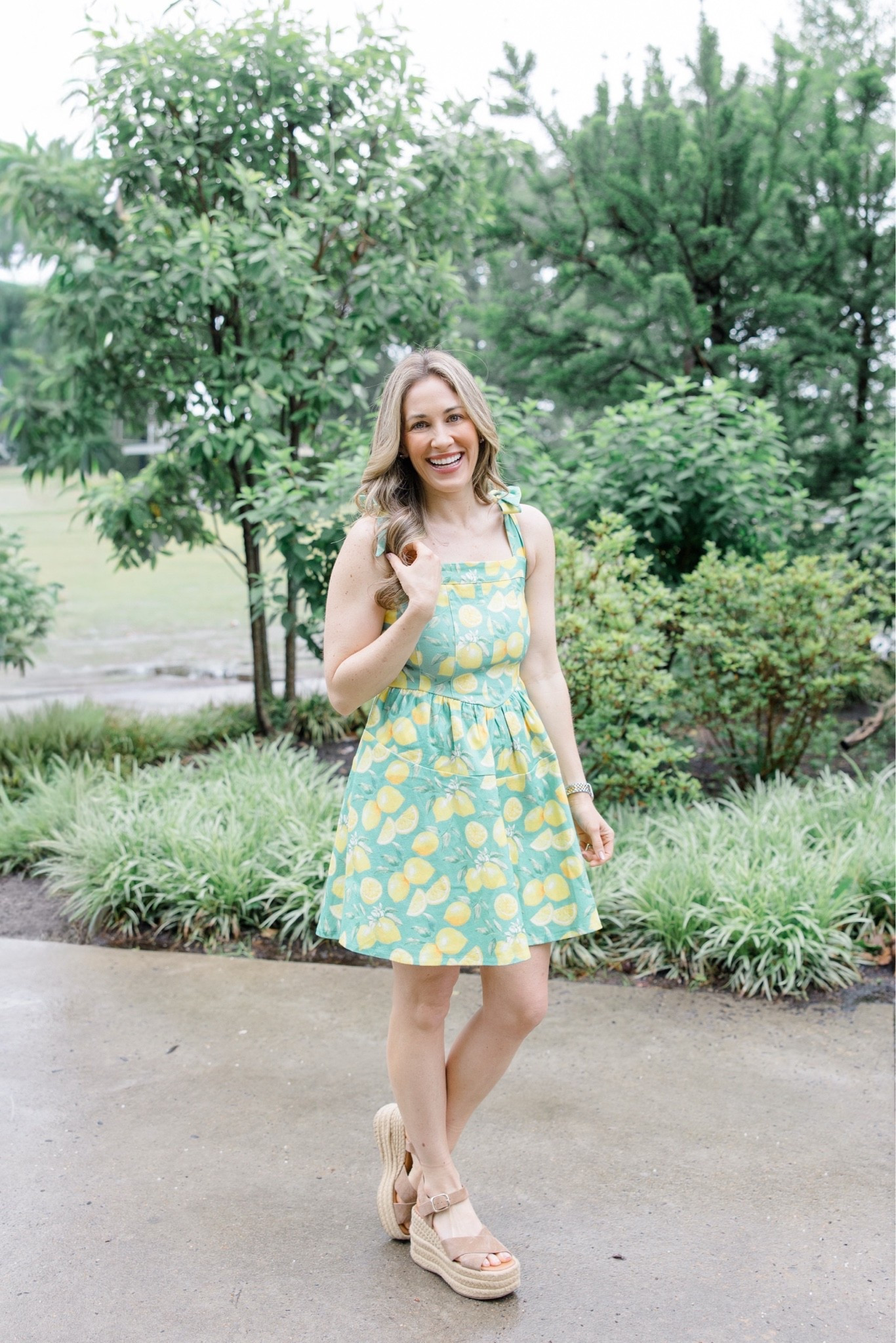 This lemon print dress is so fun for summer! Shoulder ties and fun colors and a flattering shape. Size small

#LTKOver40 #LTKSeasonal #LTKPetite