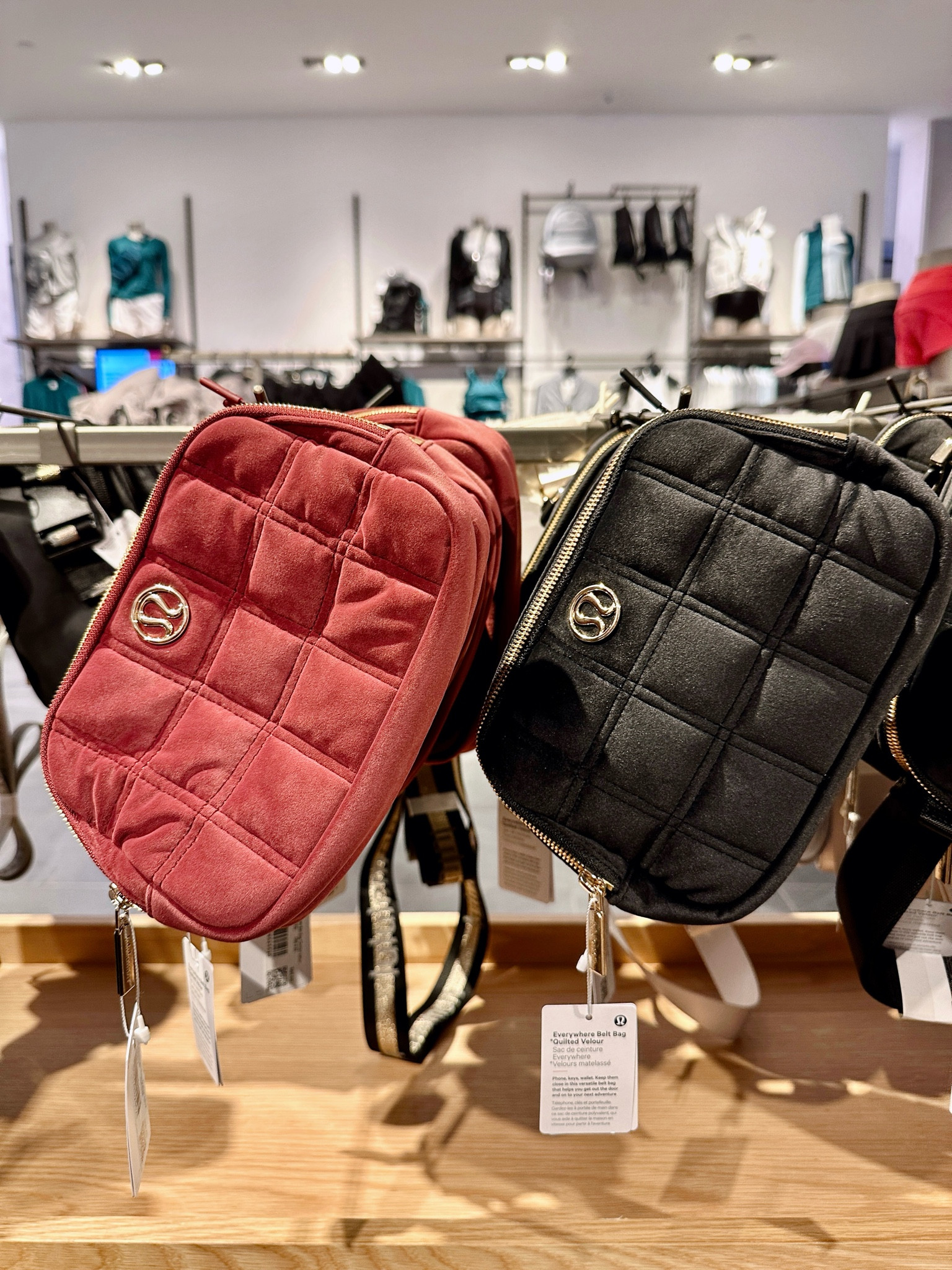Love these velvet Lululemon Belt Bags for the holiday season! These would make great gifts or stocking stuffers! 🎁

Lululemon Finds | Everywhere Belt Bag | Christmas Gift Ideas | Gifts for Friends | Gifts for Daughter | Gifts for Sister 

#LTKGiftGuide #LTKfindsunder100 #LTKHoliday