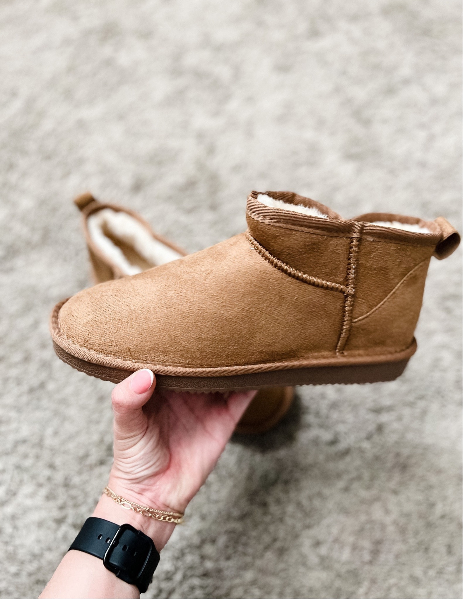 Amazon find 

xo, Sandroxxie by Sandra www.sandroxxie.com | #sandroxxie 

#LTKFindsUnder100 #LTKSeasonal #LTKShoeCrush