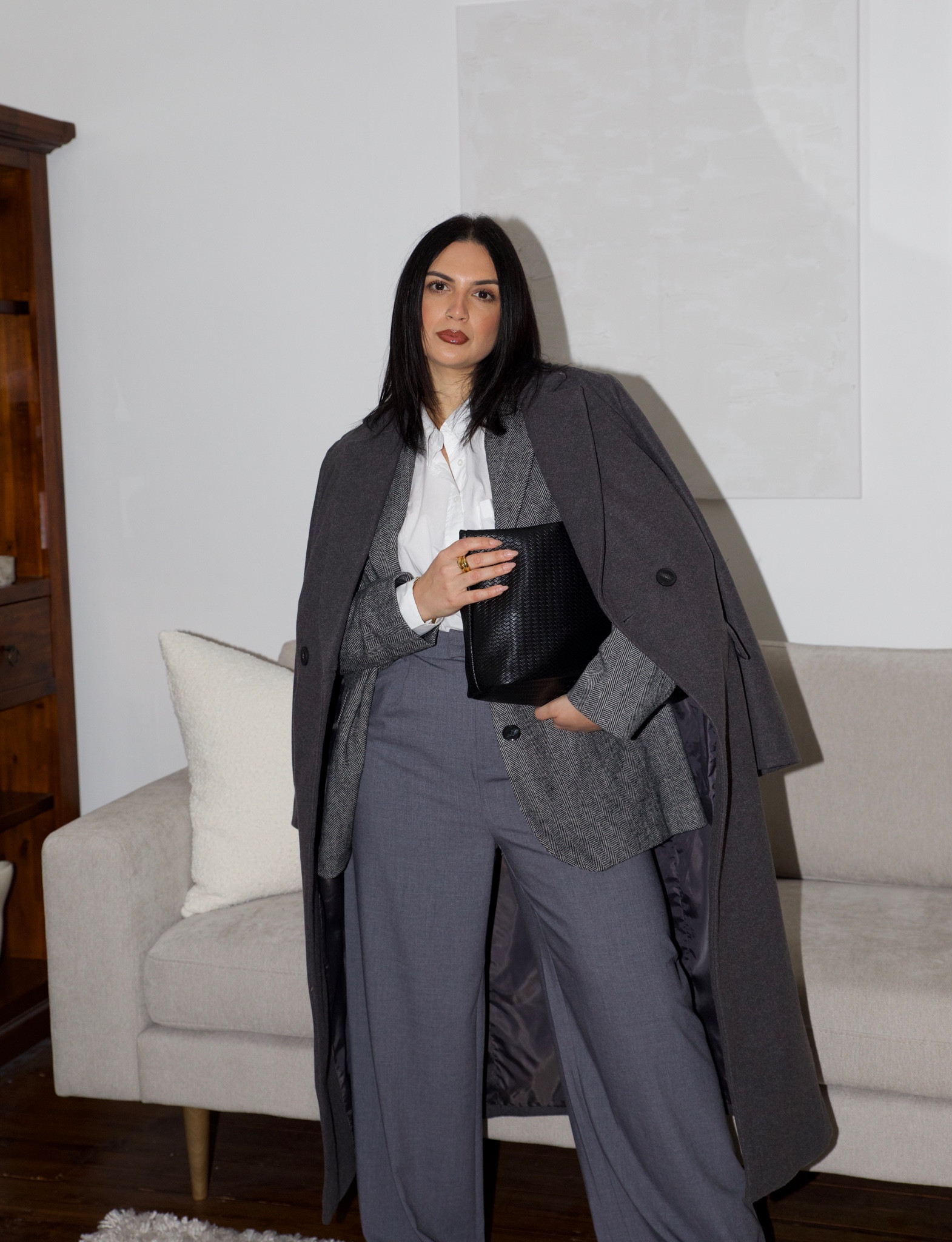 Obsessed with grey layers 🩶 This grey longline coat is all you need this season! An absolute must-have.

#LTKmidsize #LTKeurope #LTKstyletip