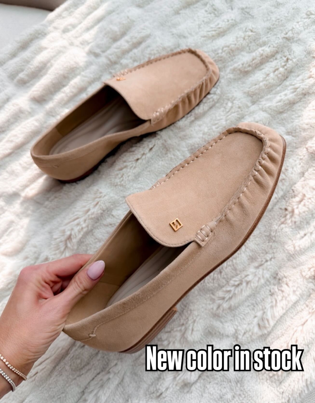 Comfortable loafers, workwear, flats, mules, business casual, Annabrstyle, office outfit

#LTKWorkwear #LTKootd #LTKSeasonal