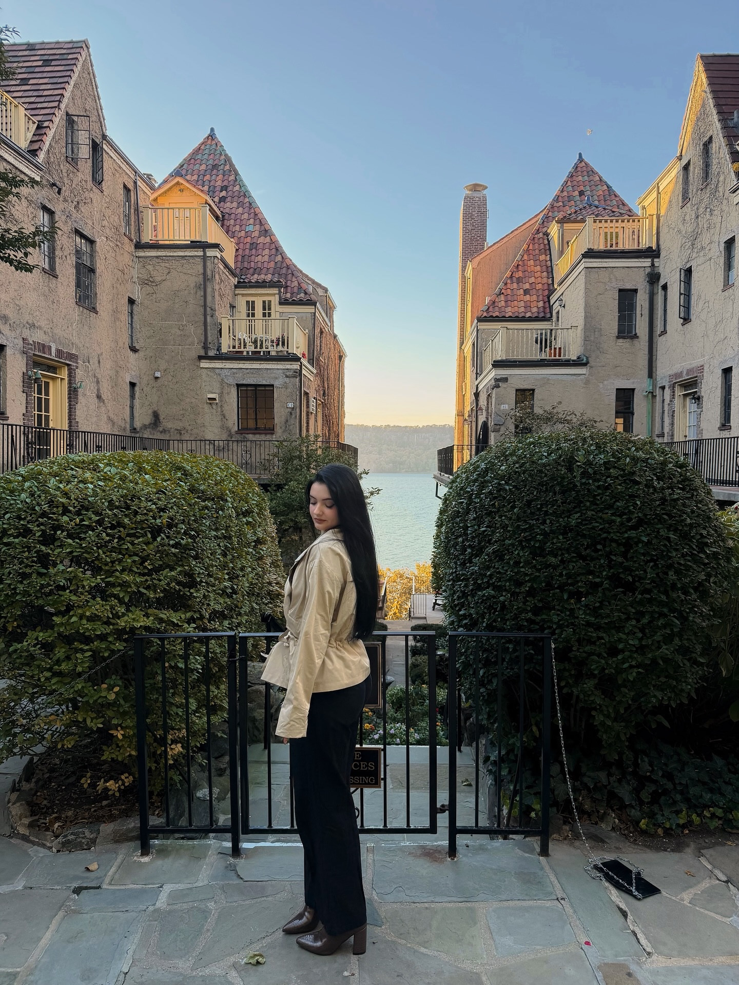 trench coat season ✨ @lulus
 #trenchcoat #shorttrenchcoat #falloutfit #lovelulus #lulusambassador #newyork #fallfashion #wxplorepage✨

#LTKFindsUnder100 #LTKSeasonal #LTKHalloween