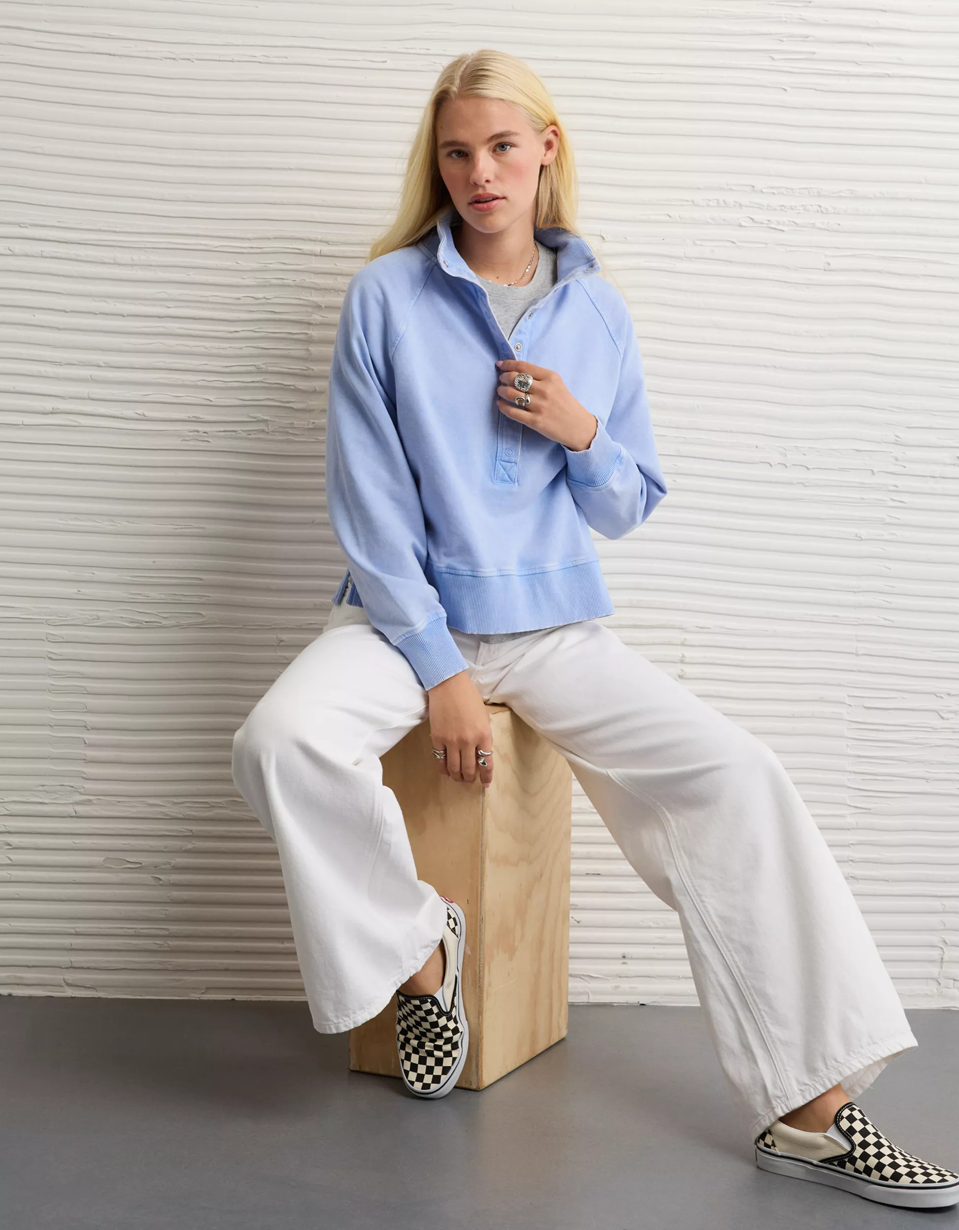 AE Big Hug Fleece Henley Sweatshirt | American Eagle Outfitters (US & CA)