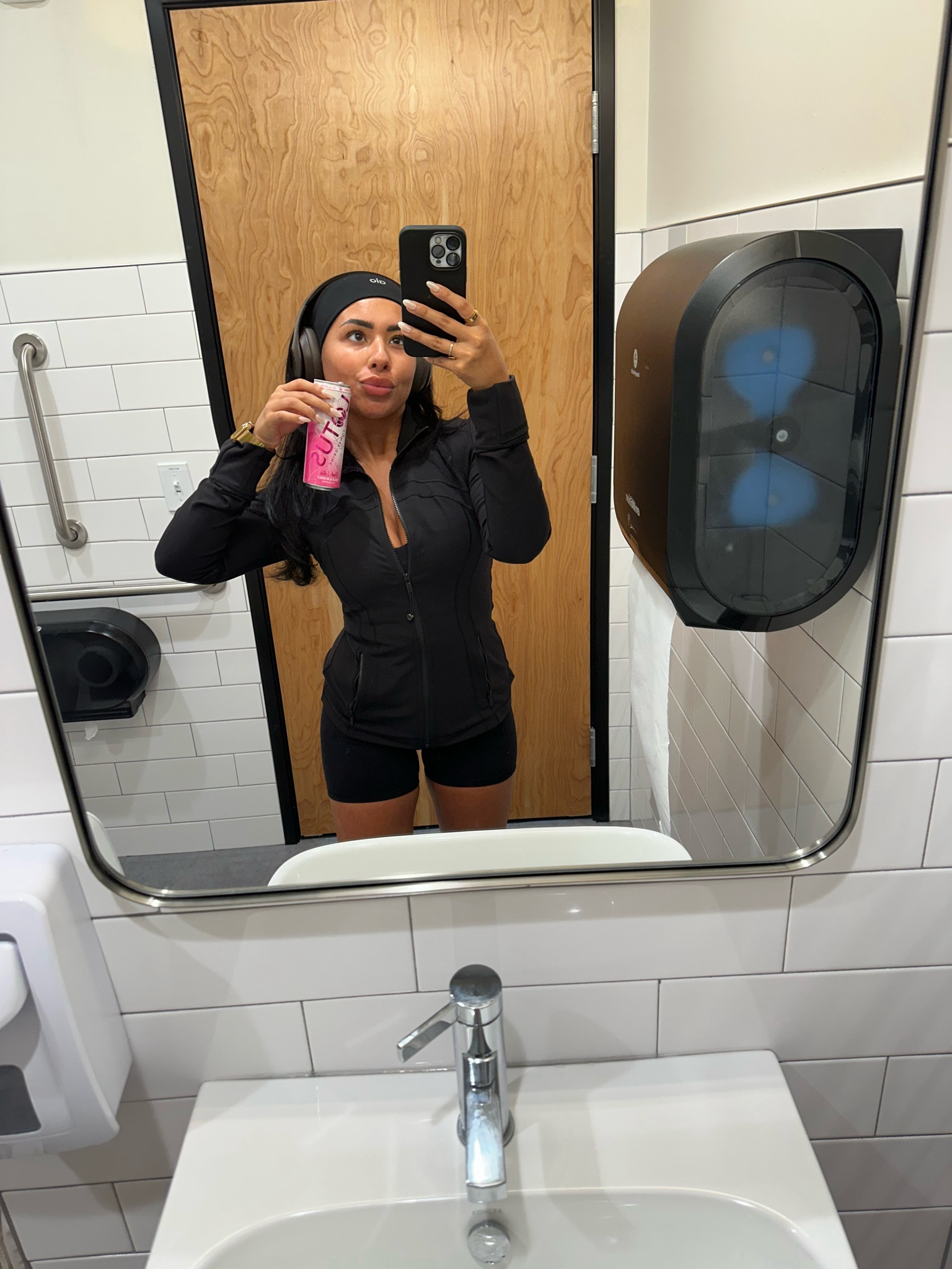 gym fit!

#LTKActive #LTKStyleTip #LTKFitness