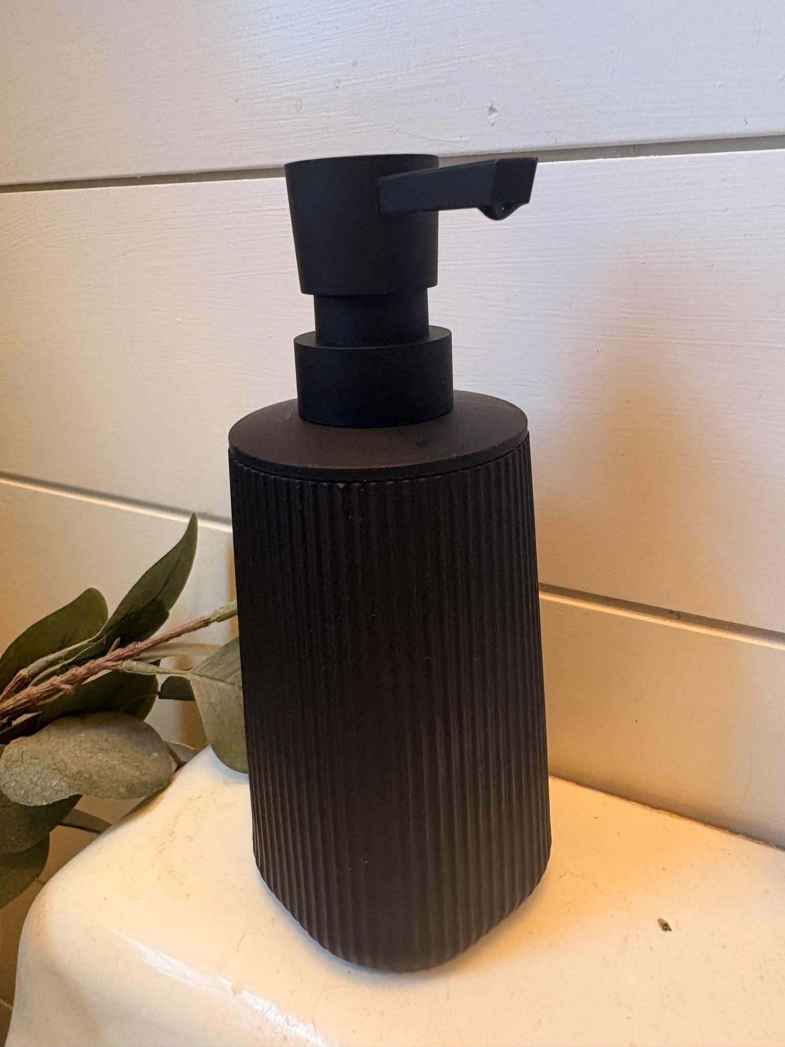 Cheap soap dispenser that looks and feels greatt

#LTKHome #LTKgrwm #LTKMothersDay