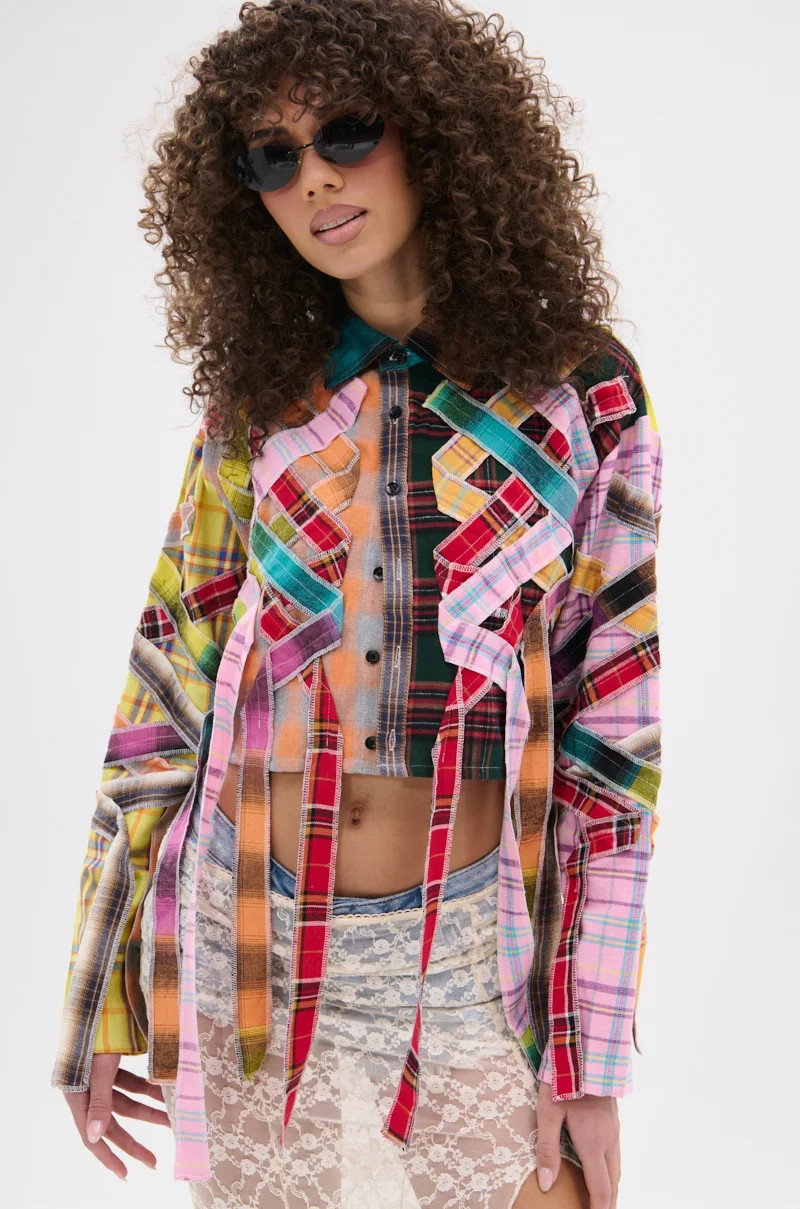 FEELING CRAZY MIXED PLAID BUTTON DOWN | AKIRA