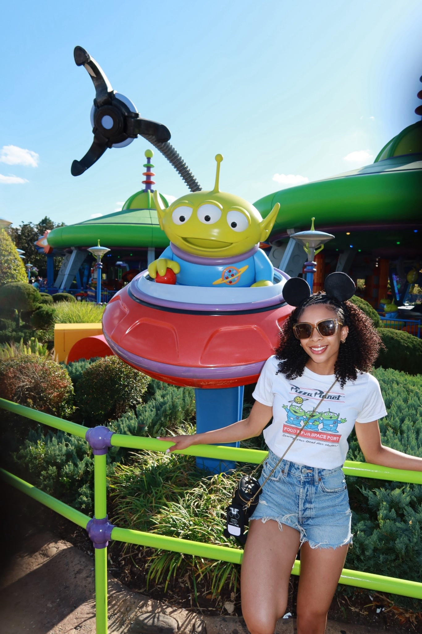👀💚🐭

#LTKgrwm #LTKootd #LTKTravel