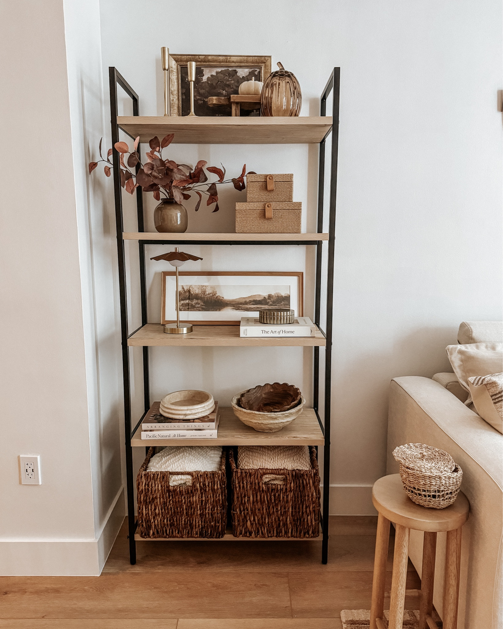 love the color palette of this fall bookshelf styling 🍂 these target and Amazon decor pieces are so versatile! 


#LTKSeasonal #LTKStyleTip #LTKHome