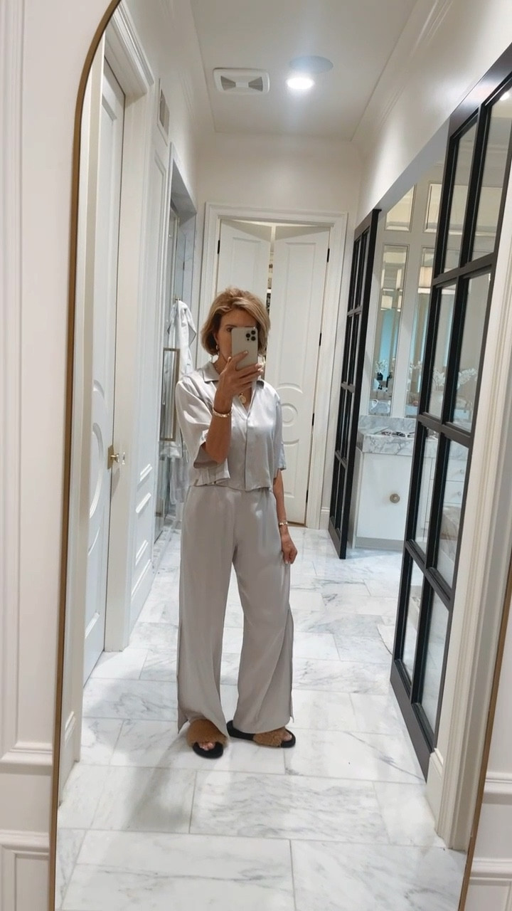 Get these beautiful silk pajamas for you or a loved one during #blackfriday — a really thoughtful #giftidea

#LTKCyberWeek #LTKGiftGuide #LTKSaleAlert