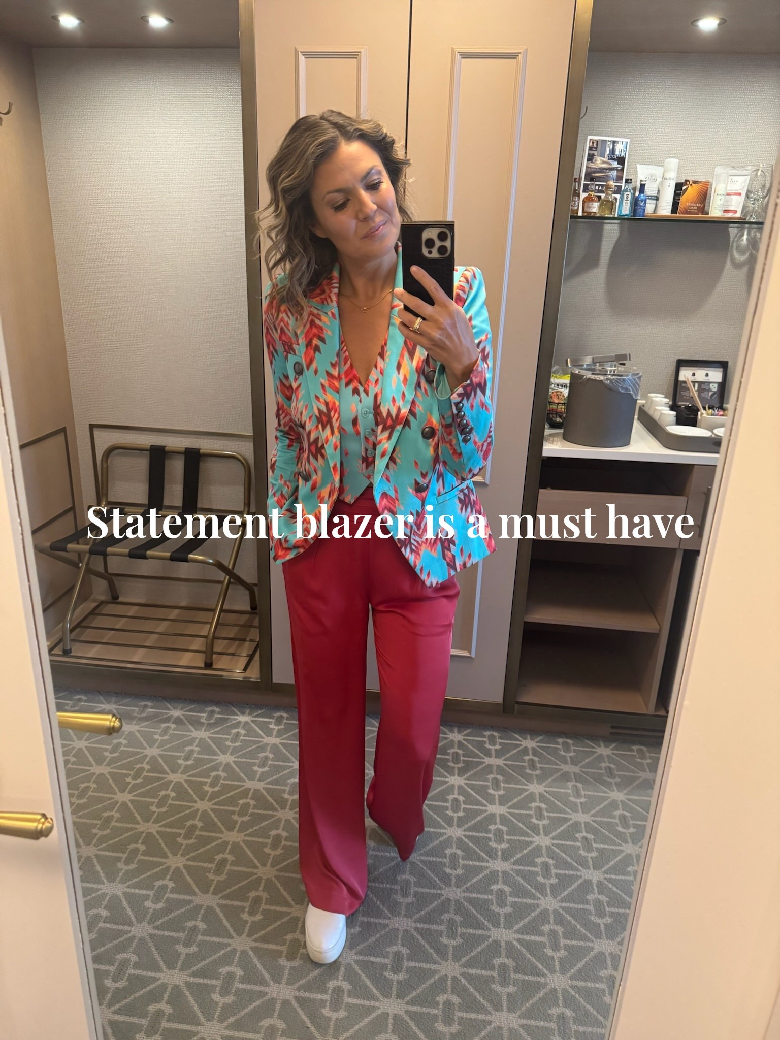 I love a good statement blazer for on air

#LTKTravel #LTKStyleTip #LTKWorkwear