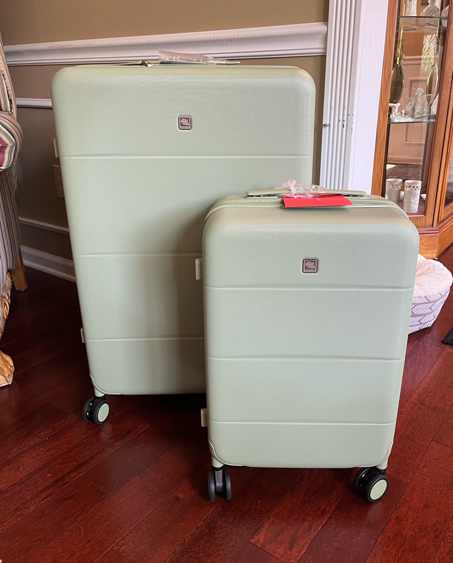 Hanke Luggage 

#LTKTravel #LTKGiftGuide #LTKItBag