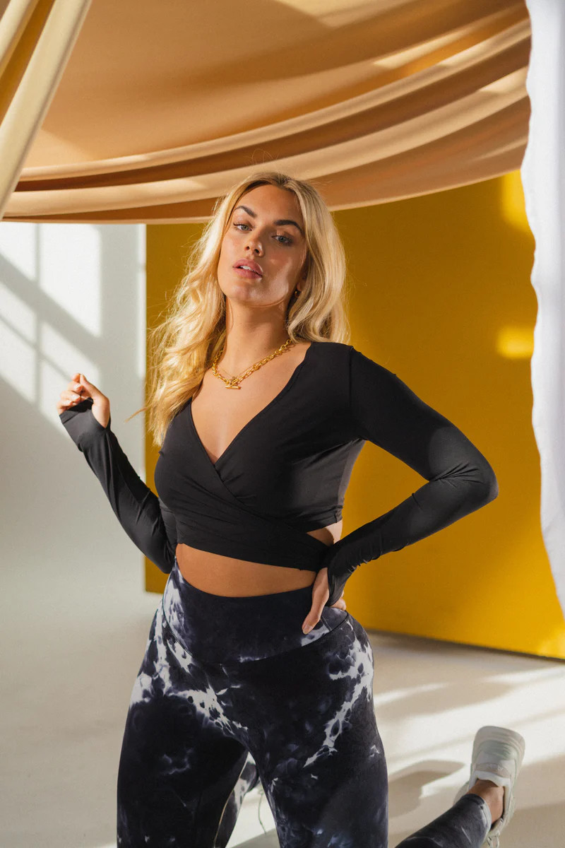 The Dancer Wrap Top - Midnight | Vitality
