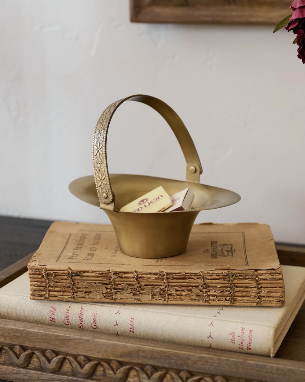 BRASS trinket trays & dishes 
basically all things brass! Always!

I love making the everyday spots 
beautiful… especially where you keep your keys and change! Upgrade that junk drawer 😂