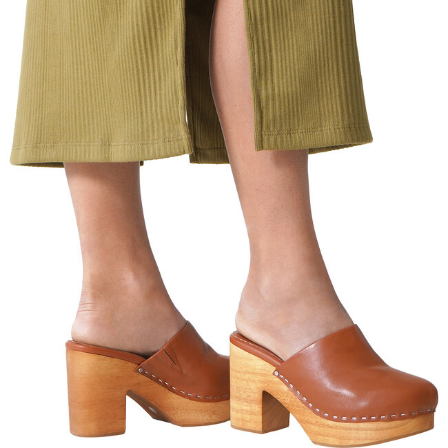 Charlotte Stone | Women's Marlo Luggage (Brown, Size 8) | Maisonette | Maisonette