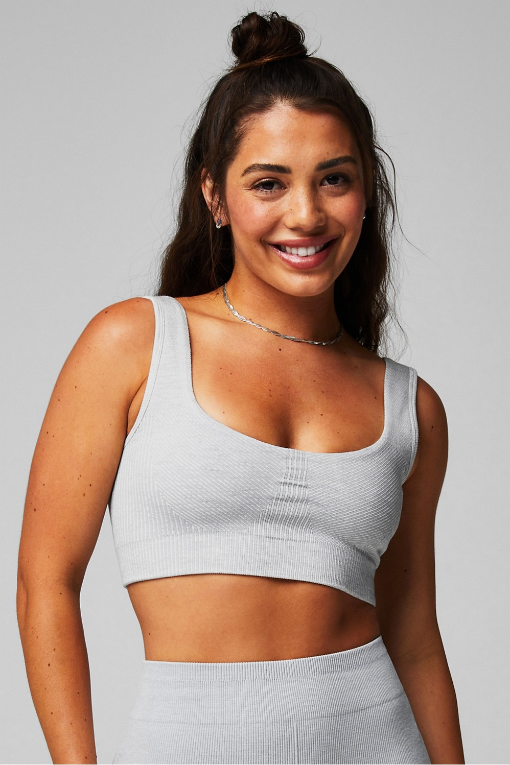 Cloud Seamless Strappy Bra | Fabletics - North America