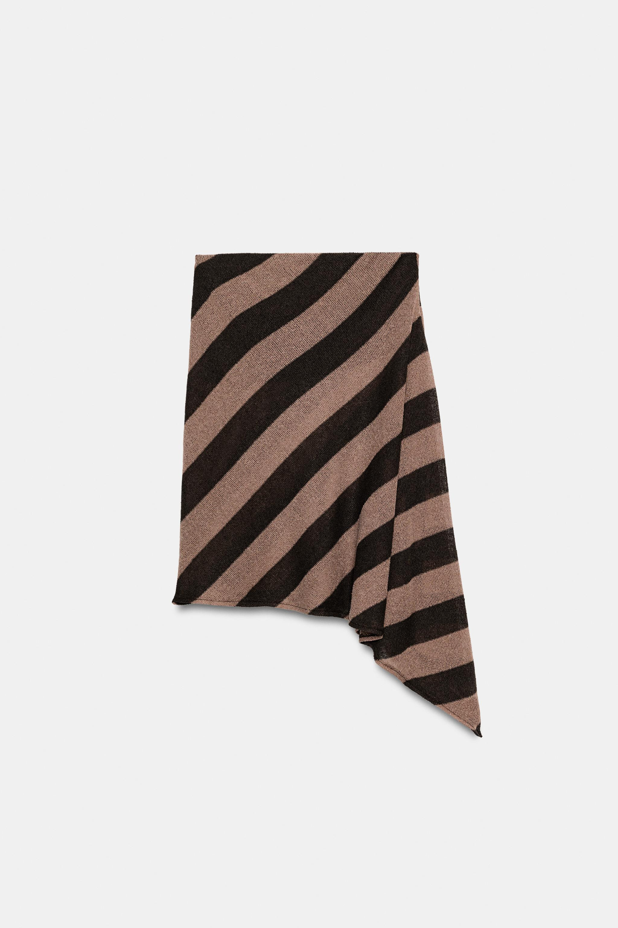 STRIPED RUSTIC BANDEAU TOP | Zara US