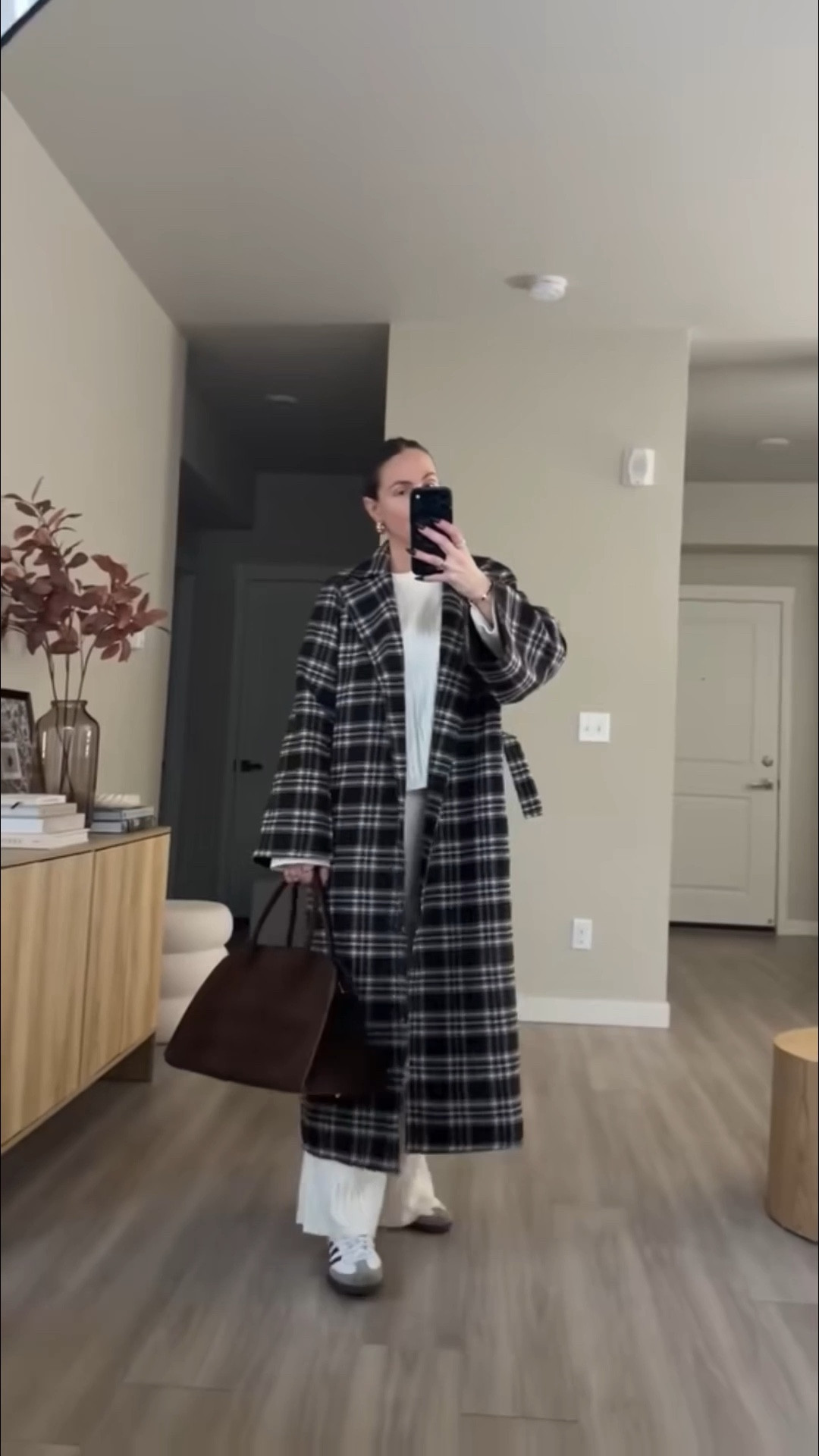 the viral amazon cable knit loungewear set and oversized plaid coat.  i'm 5'7 wearing Small  suede tote bag in coffee color 