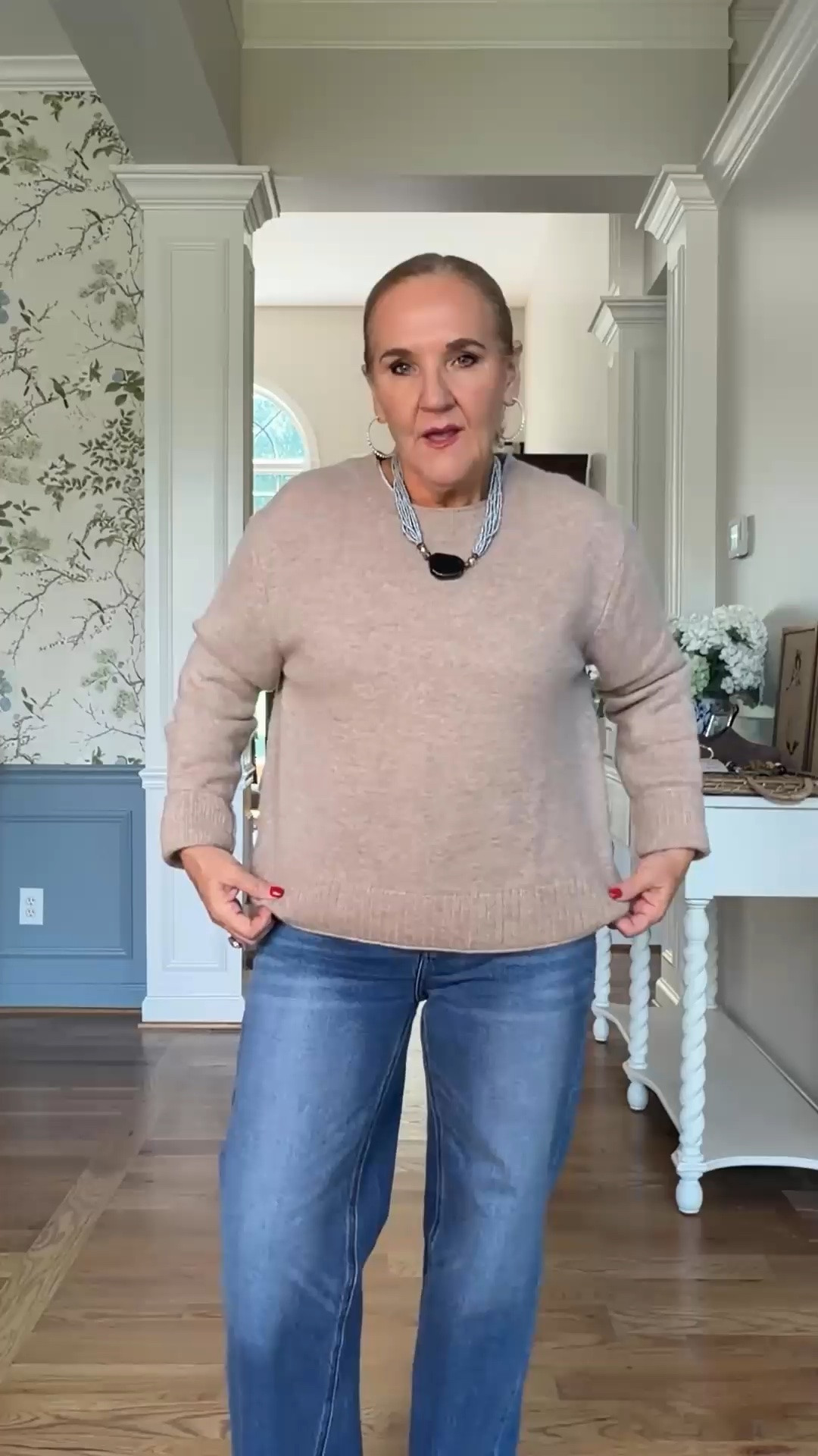 Gotta say, sometimes a simple cashmere sweater and jeans are all you need. I’m wearing a medium in this boxy crewneck, and I really like how it falls without being too oversized.