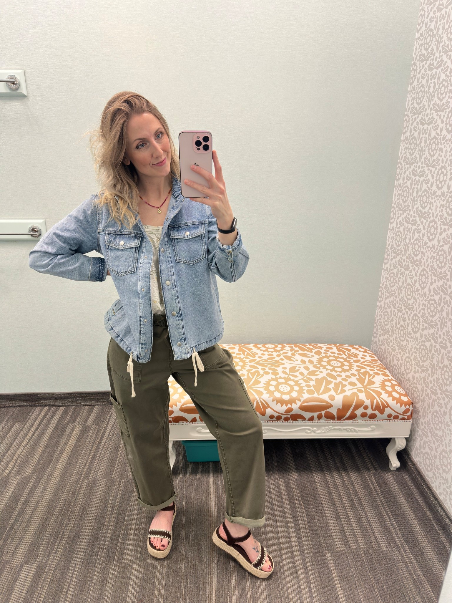 Wearing small in top and jacket. Medium in pants (need small or XSmall) 

#LTKSaleAlert #LTKootd #LTKmomlife