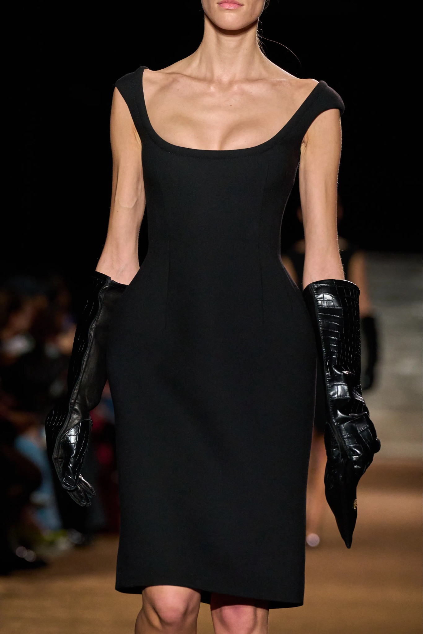 The chicest winter accessory | leather gloves | Miu Miu gloves | leather | accesories 

#LTKautumn #LTKstyletip #LTKwinter