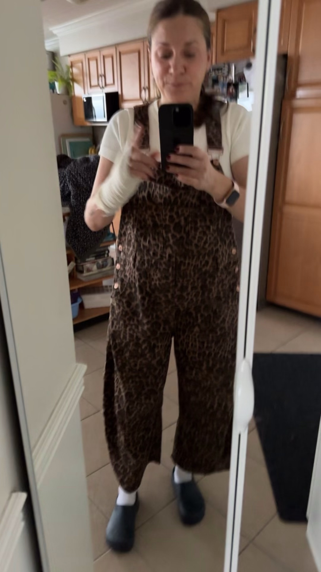 I’m in the large petite in the overalls and tshirt  

#LTKfall #LTKsale #LTKmidsize