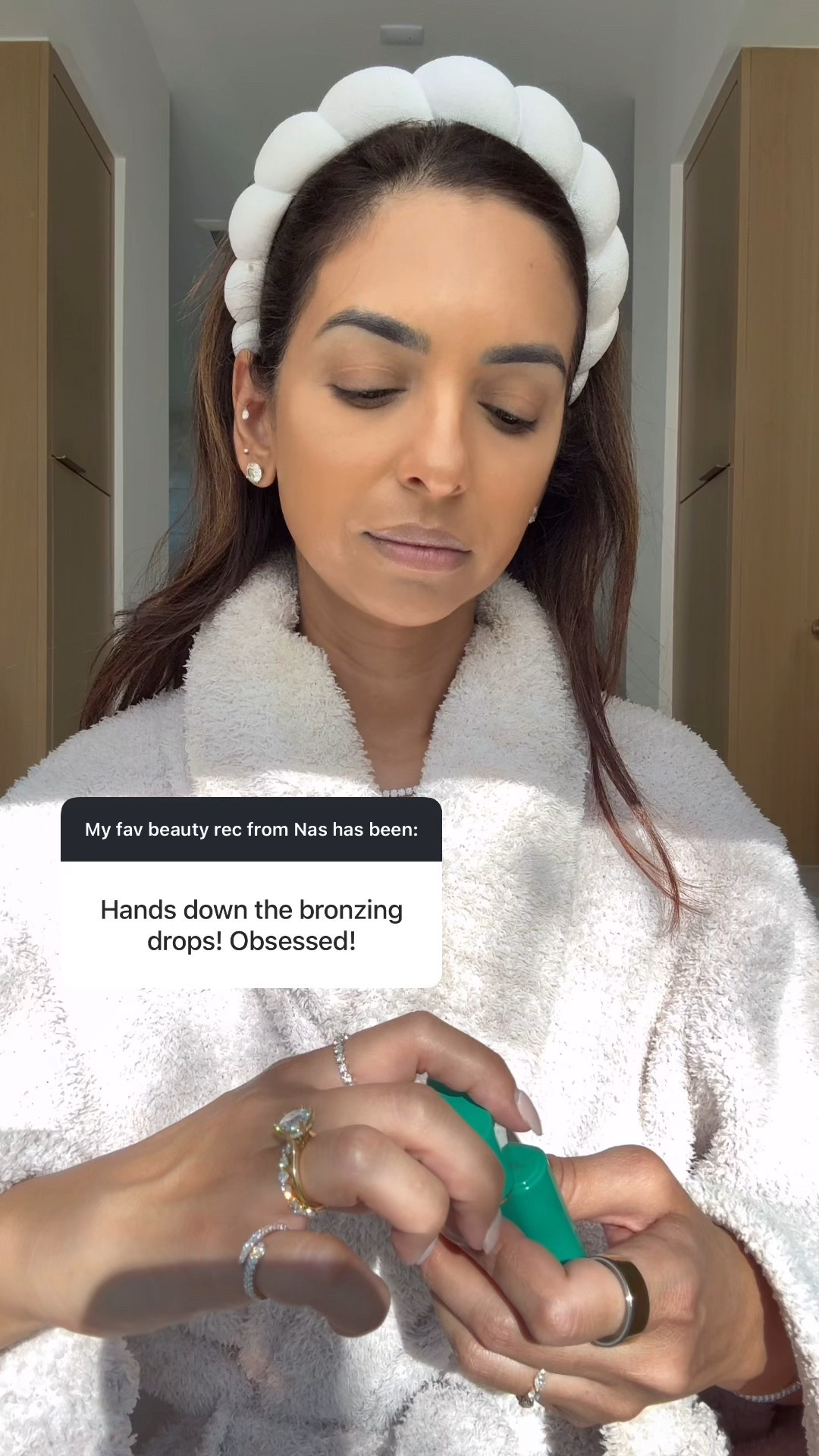 Matte bronzing drops, these are sooo gorgeous I also linked the brush I use, I wear shade medium 

#LTKBeauty #LTKSaleAlert