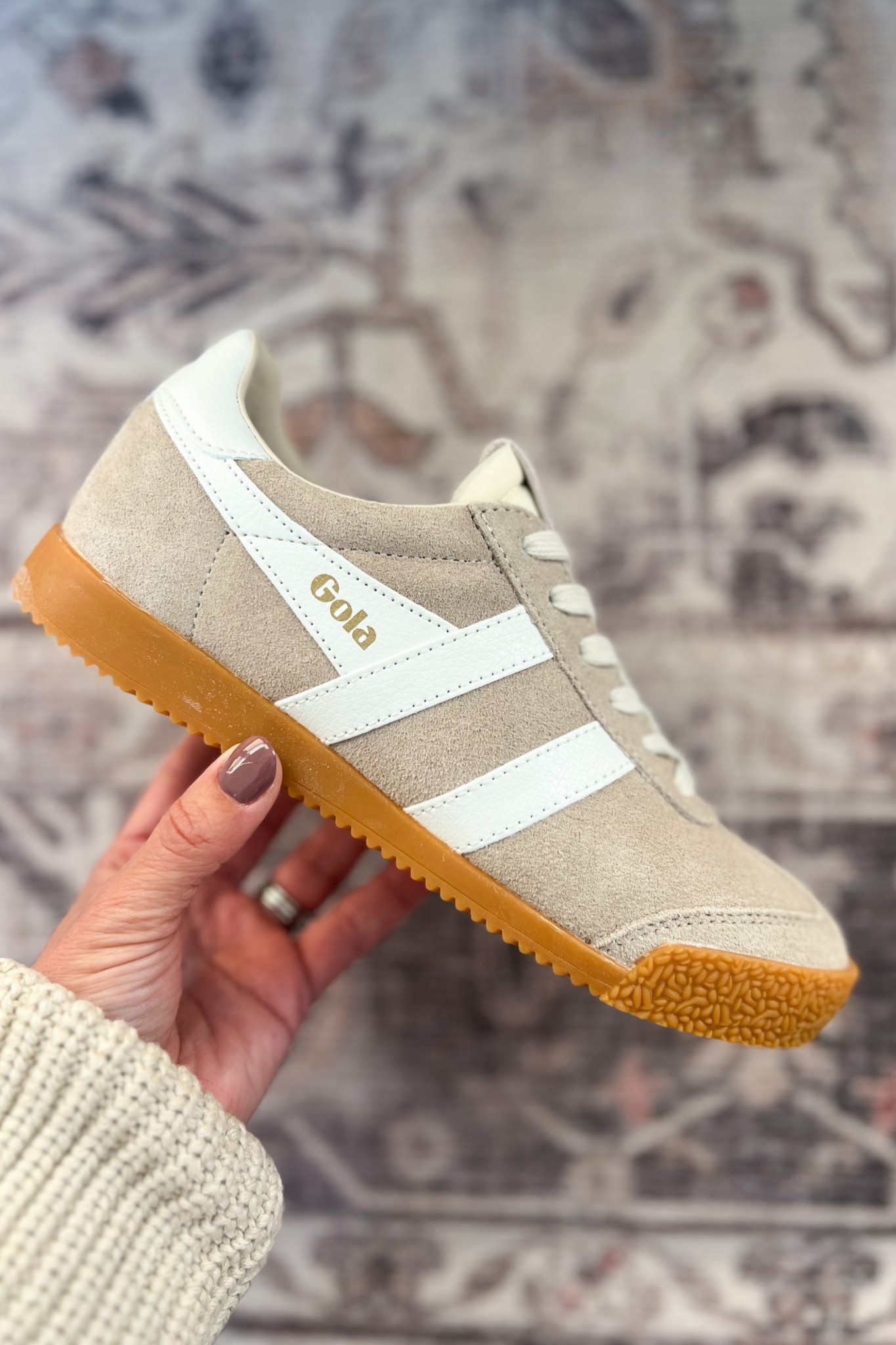 After all of your recommendations I ended up with Gola Elan sneakers! They’re true to size and fit my size 5 feet well. I love this soft neutral color but they come in other colors as well. 

#LTKShoeCrush #LTKPetite