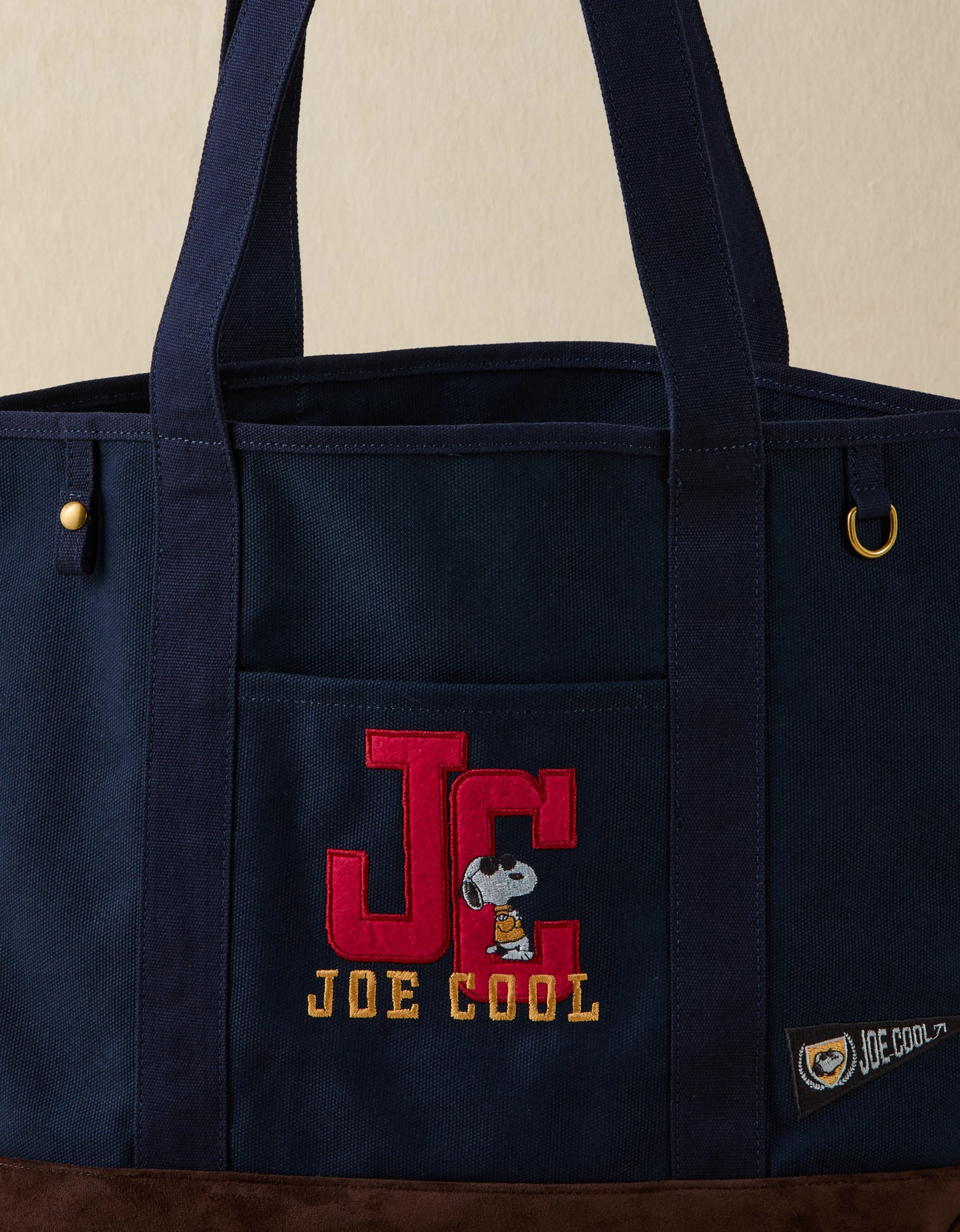 AE Off-Duty Snoopy Tote Bag | American Eagle Outfitters (US & CA)