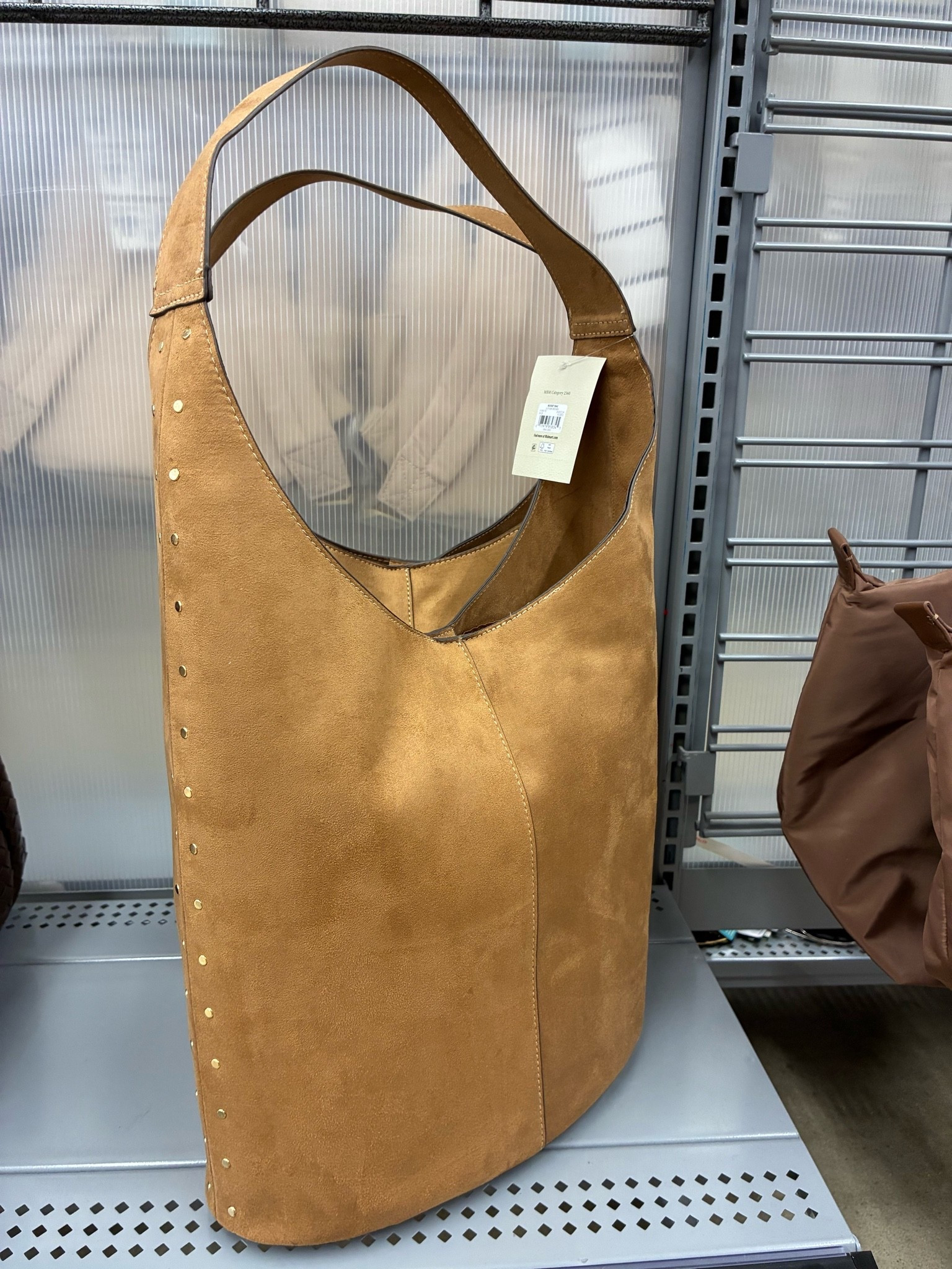 Another amazing bag for fall! Huge and the most gorgeous tan faux suede

#LTKSeasonal