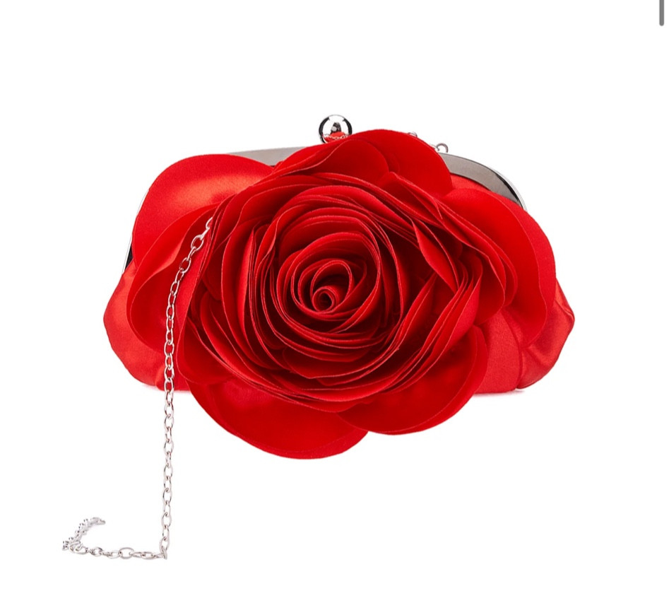 Red rose clutch 🌹🌹 #clutch #redrose 

#LTKwedding #LTKitbag #LTKFind