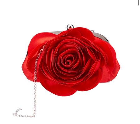 Red rose clutch 🌹🌹 #clutch #redrose 

#LTKwedding #LTKitbag #LTKFind