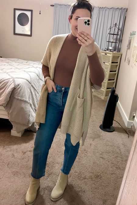 Casual midsize outfit 
Abercrombie bodysuit- size medium 
Old Navy Jeans - size 12
Sweater Cardigan - one size 

Midsize outfit, midsize style, midsize gal, midsize, jeans, boots, casual, casual style, casual outfit, winter outfit, winter style, winter bodysuit, affordable fashion, affordable outfits 

#LTKstyletip #LTKmidsize