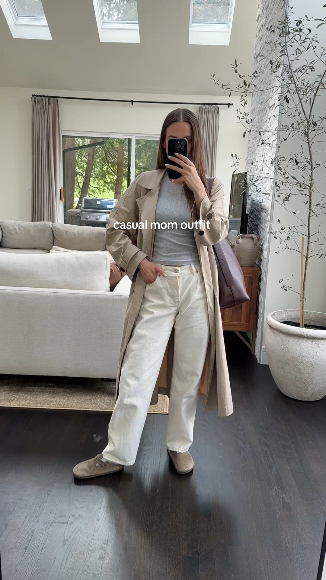Casual spring mom outfit! 

#LTKStyleTip #LTKWatchNow #LTKFindsUnder100