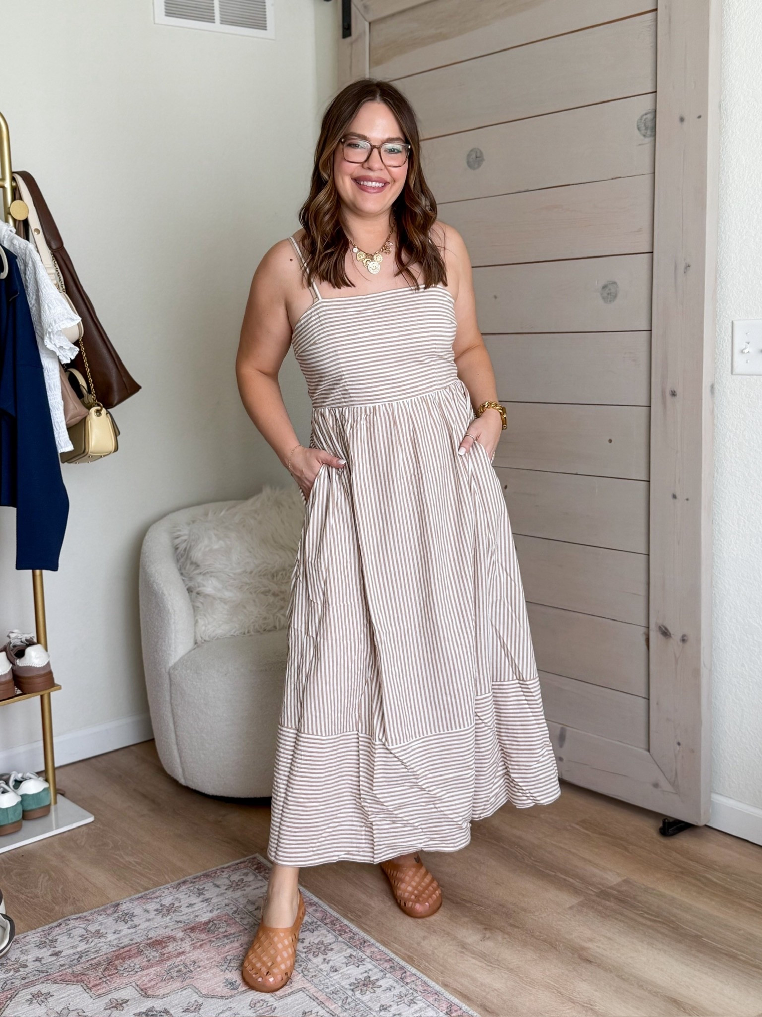 Loving this flowing maxi dress for spring and summer and it has pockets! 

#LTKootd #LTKMidsize #LTKSeasonal