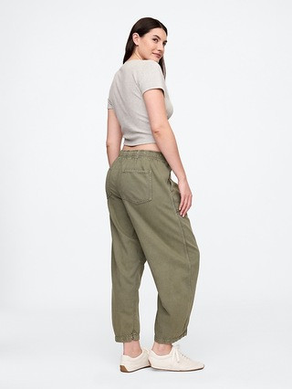 Mid Rise Pull-On Soft Barrel Jeans | Gap Factory