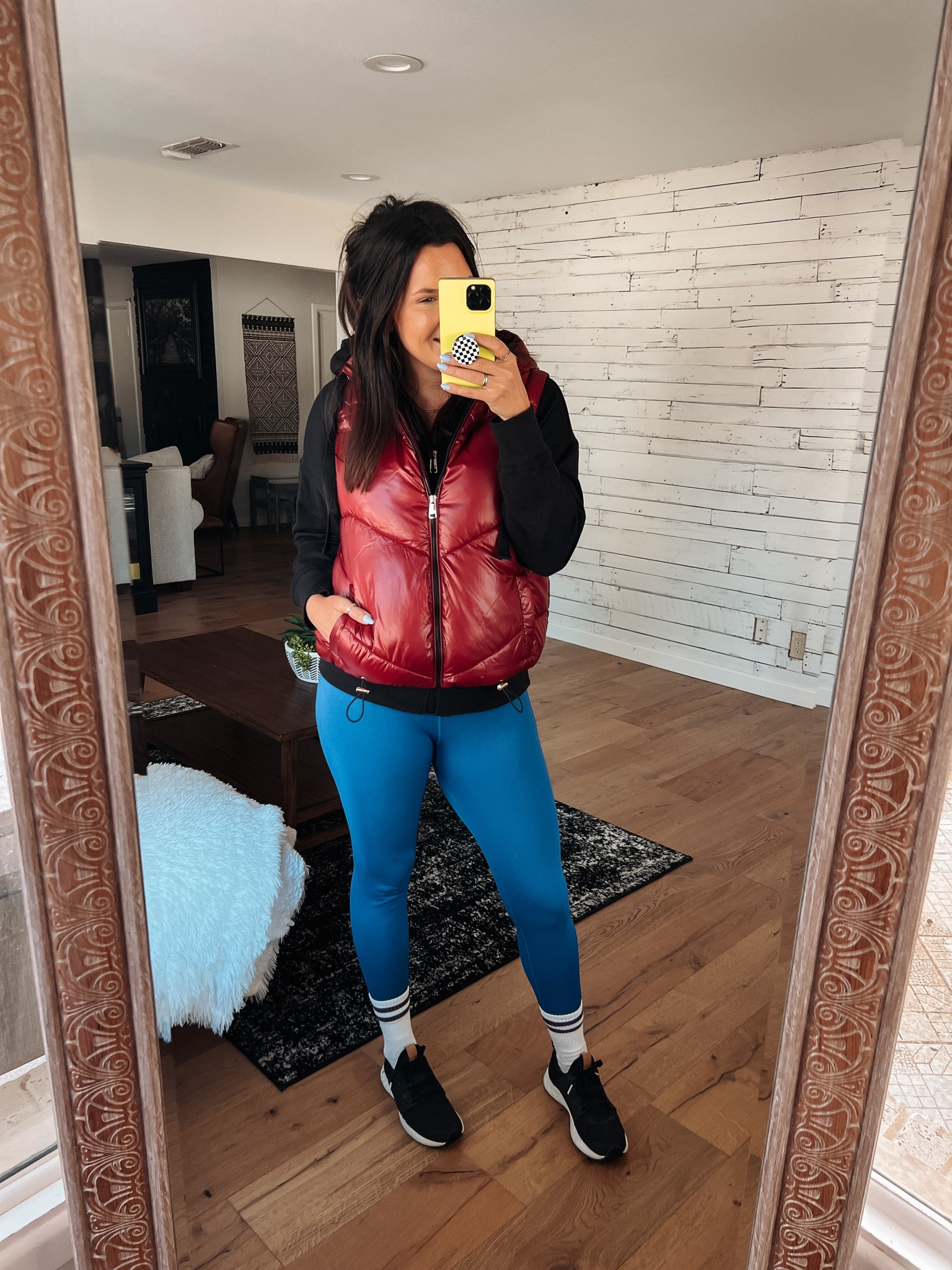 Wearing a large in everything!


#LTKfit #LTKstyletip #LTKunder50