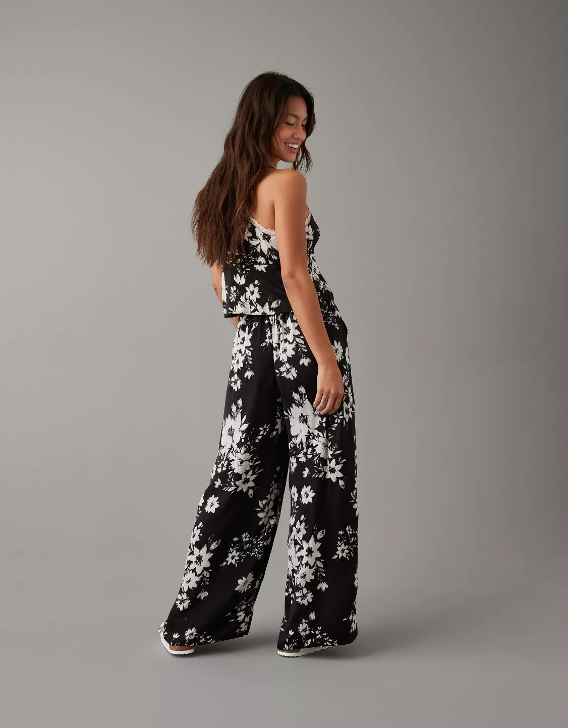AE High-Waisted Pull-On Wide Leg Pant | American Eagle Outfitters (US & CA)