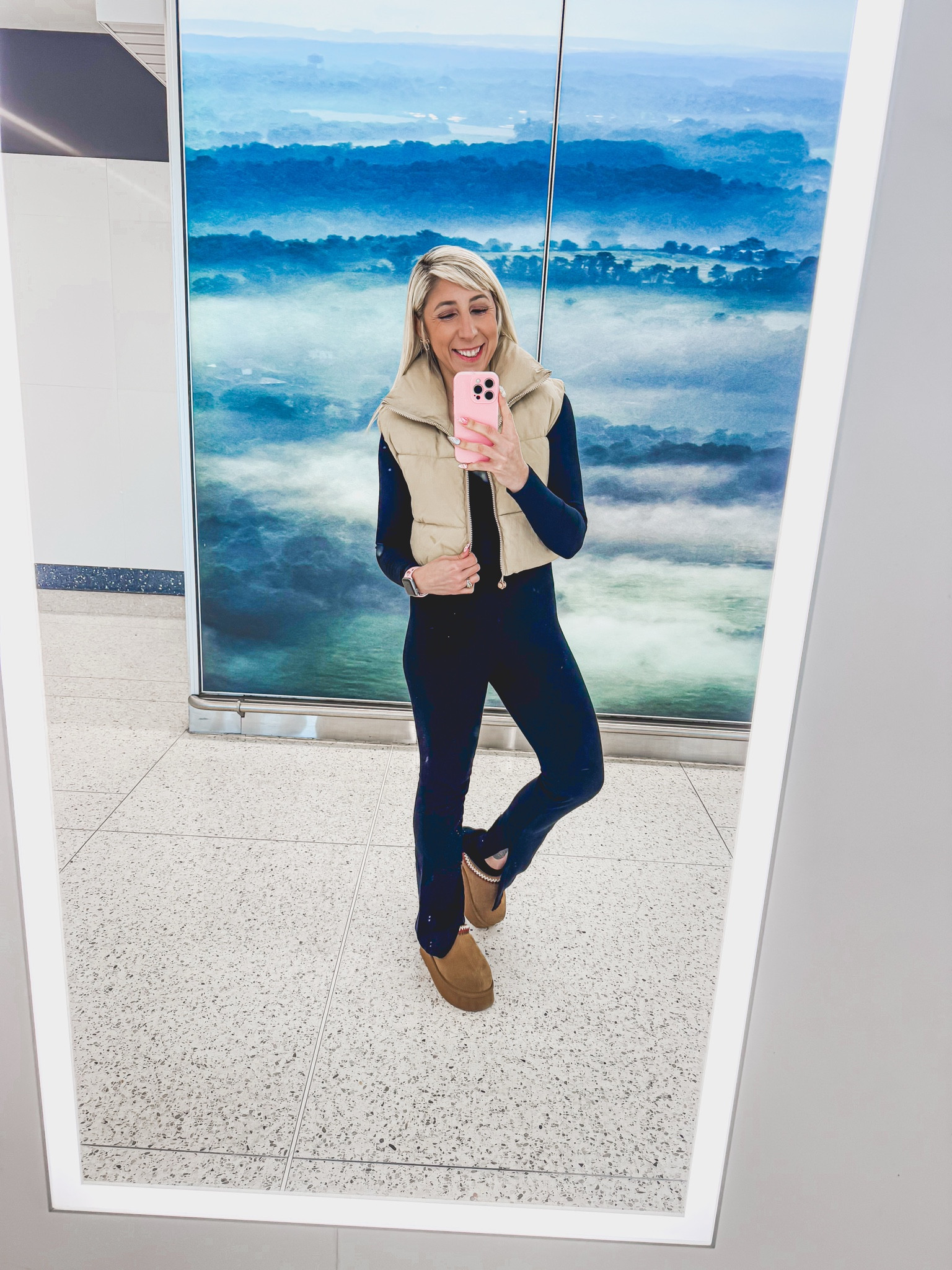 Aruba bound for a NYE family cruise! 🇦🇼🚢

Day 1: Travel fit check ✔️ for the airport!

#LTKStyleTip #LTKHoliday #LTKTravel