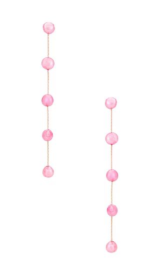 Pearl Dangle Earring in Pink Pearl | Revolve Clothing (Global)