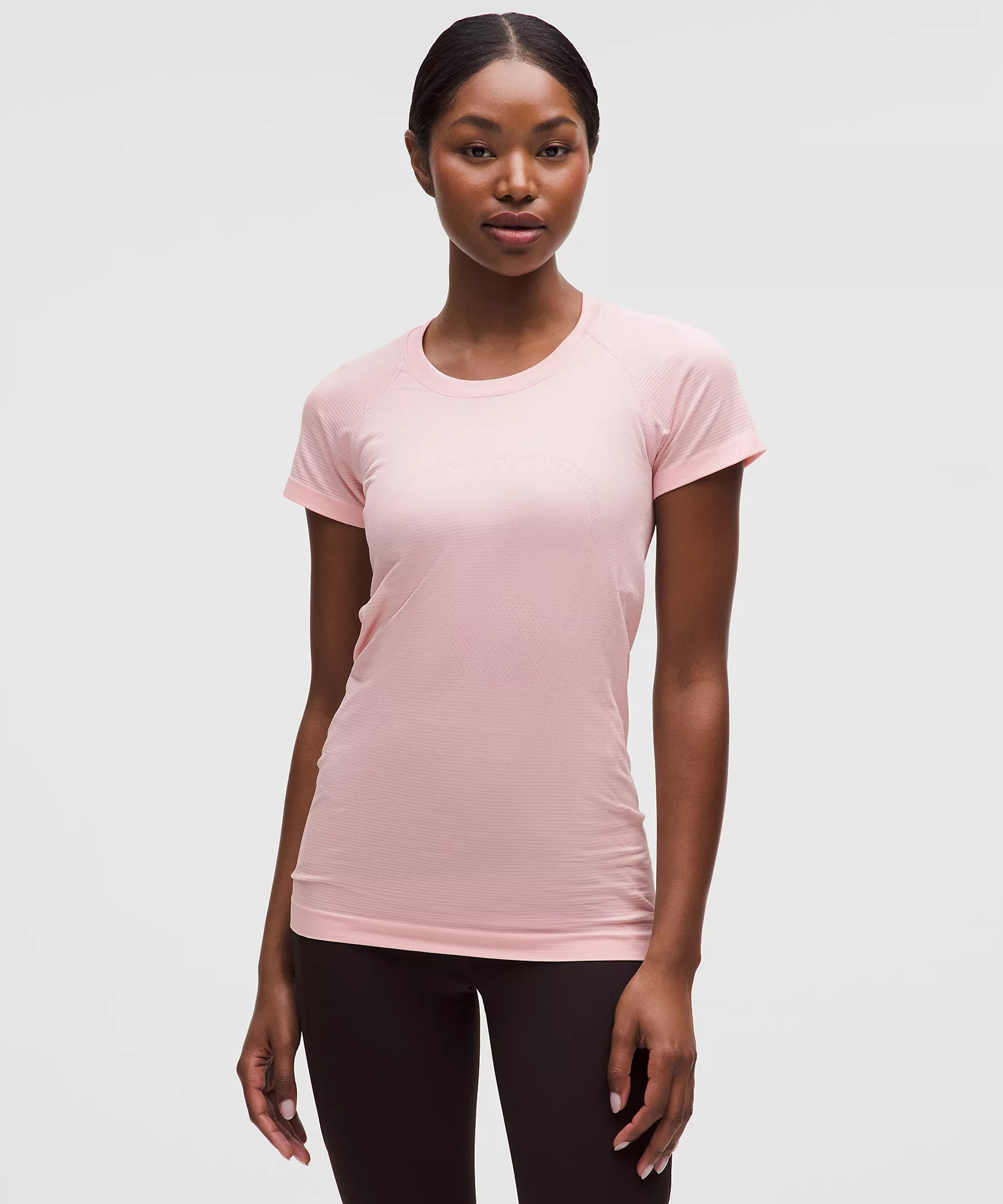 Swiftly Tech Short-Sleeve Shirt 2.0 | lululemon (CA)