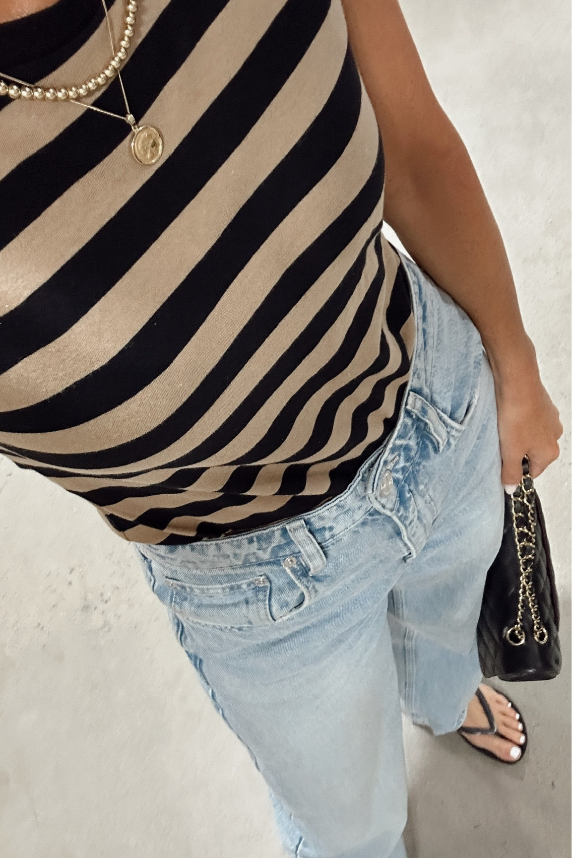 SELECTING NATURAL STONE
I'm just shy of 5-7" wearing the size 25 jeans and $10 Tee from target in XS #Stylinbyaylin #Aylin

#LTKStyleTip #LTKActive #LTKSeasonal